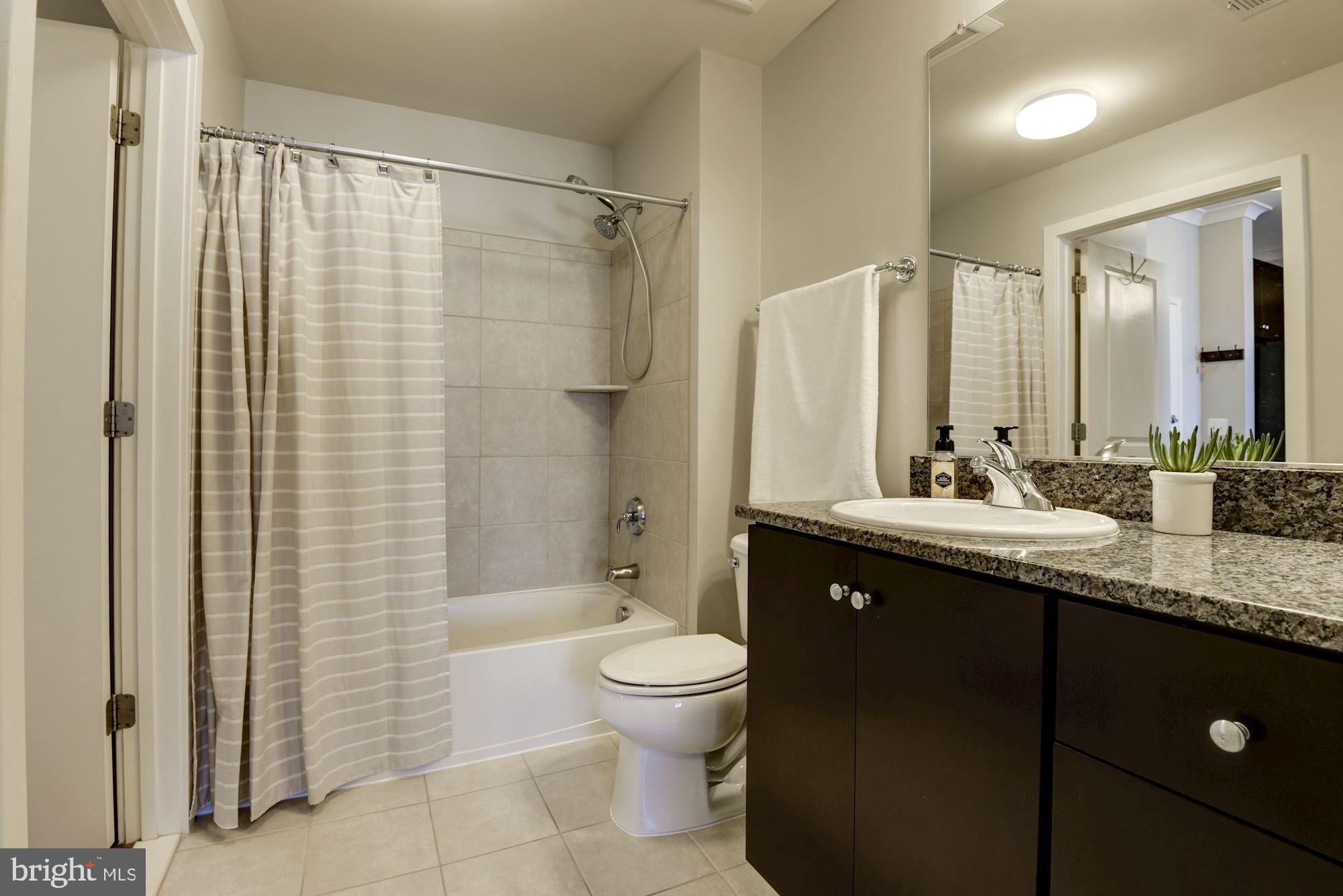 OLD TOWN COMMONS - Residential