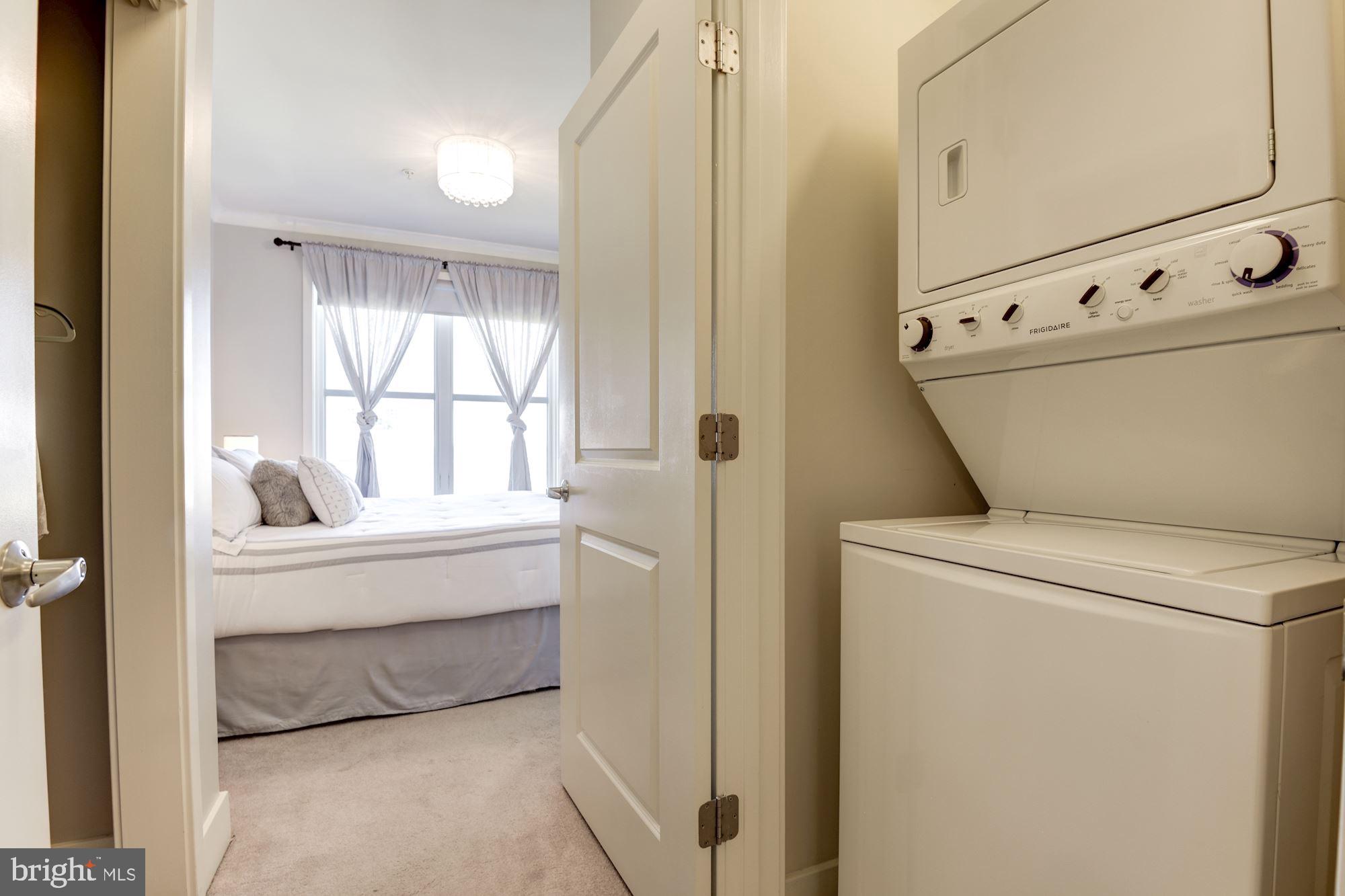 OLD TOWN COMMONS - Residential