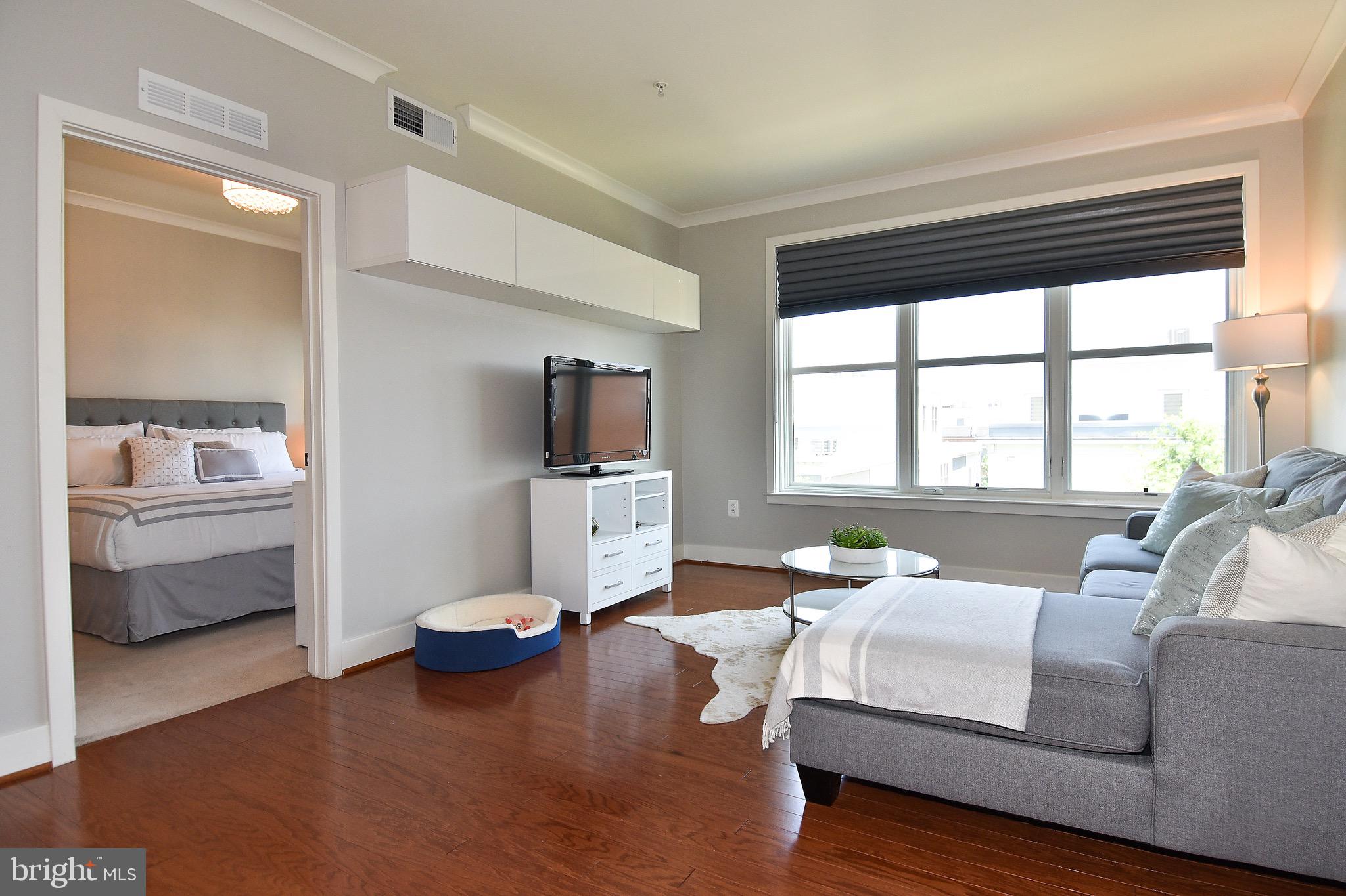 OLD TOWN COMMONS - Residential