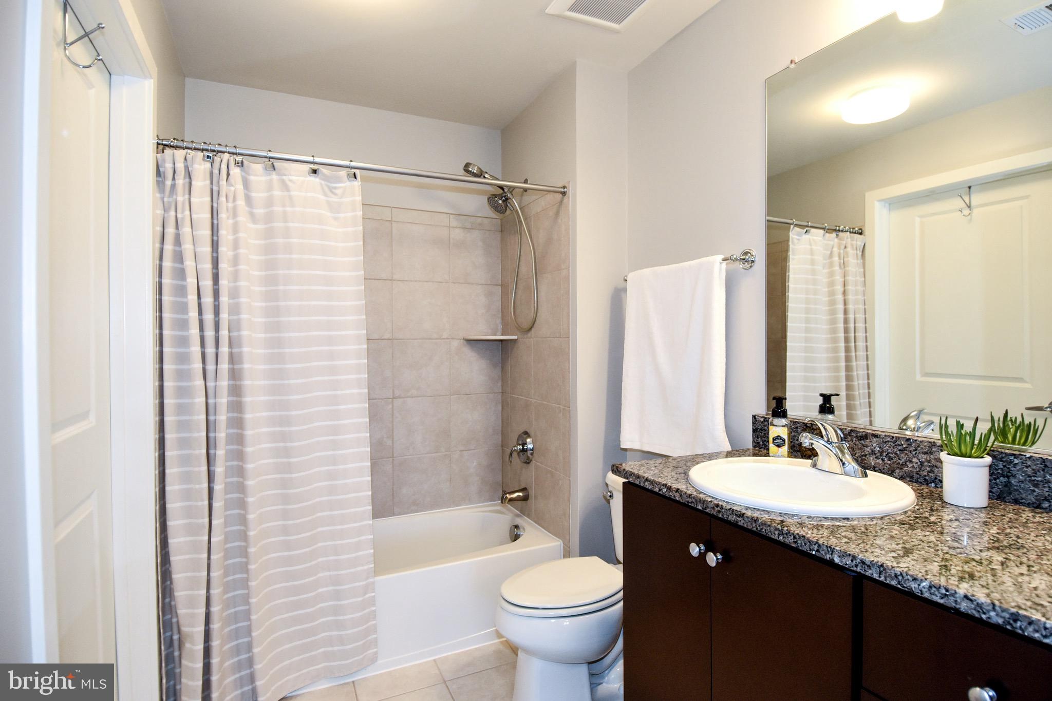 OLD TOWN COMMONS - Residential