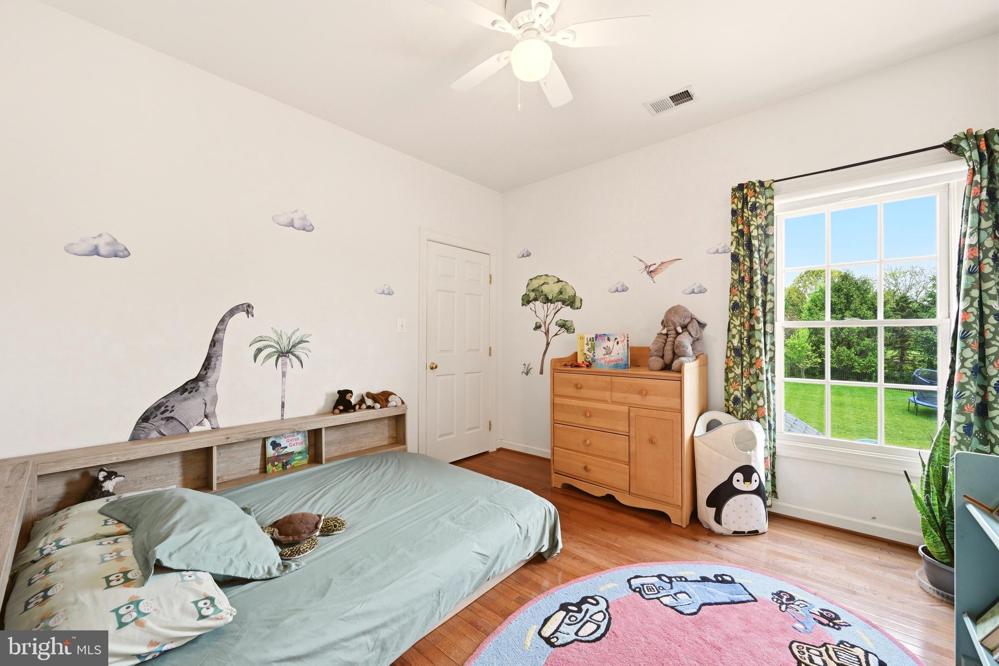 HAMPSHIRE GREENS - Residential