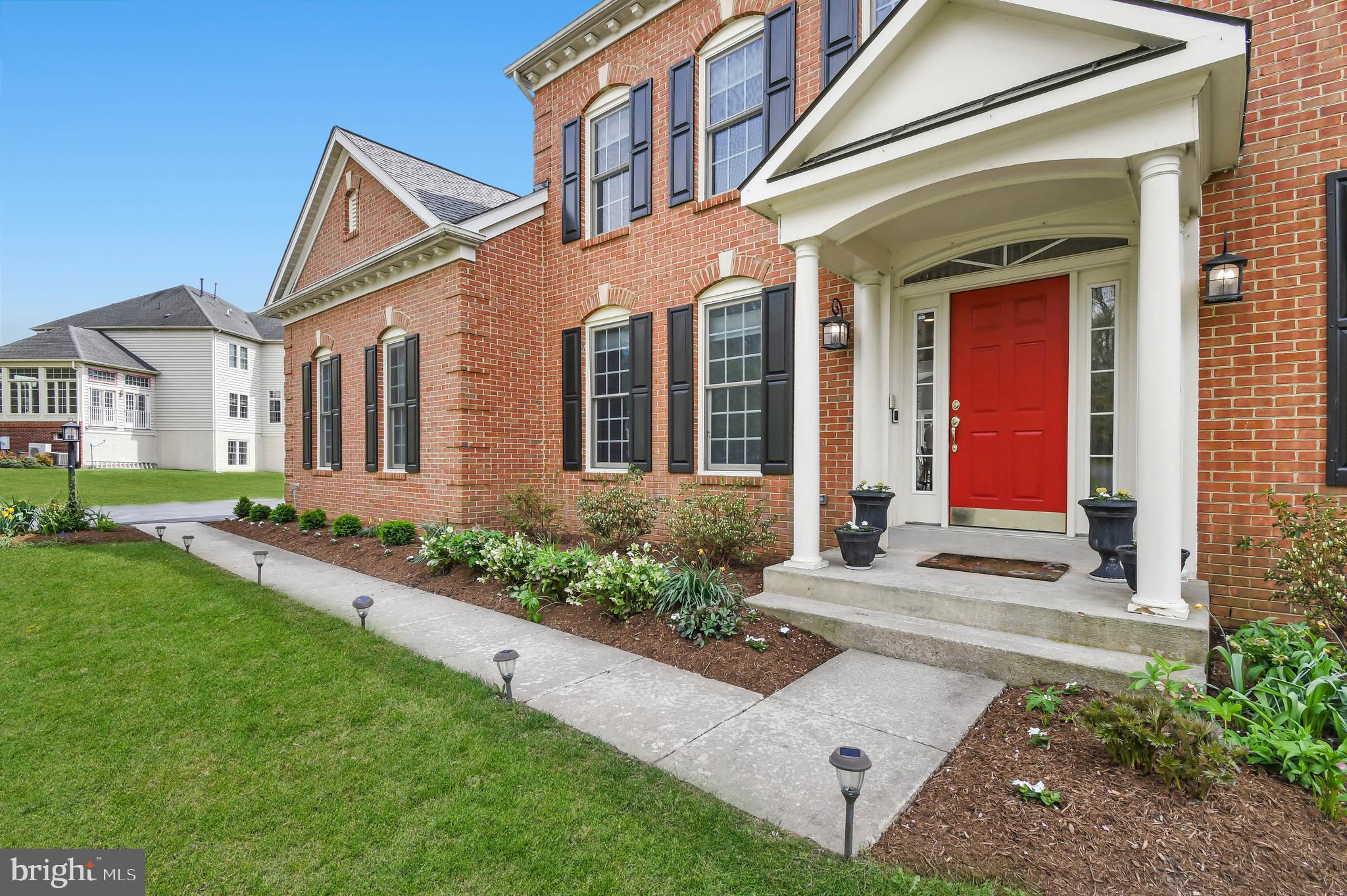 HAMPSHIRE GREENS - Residential