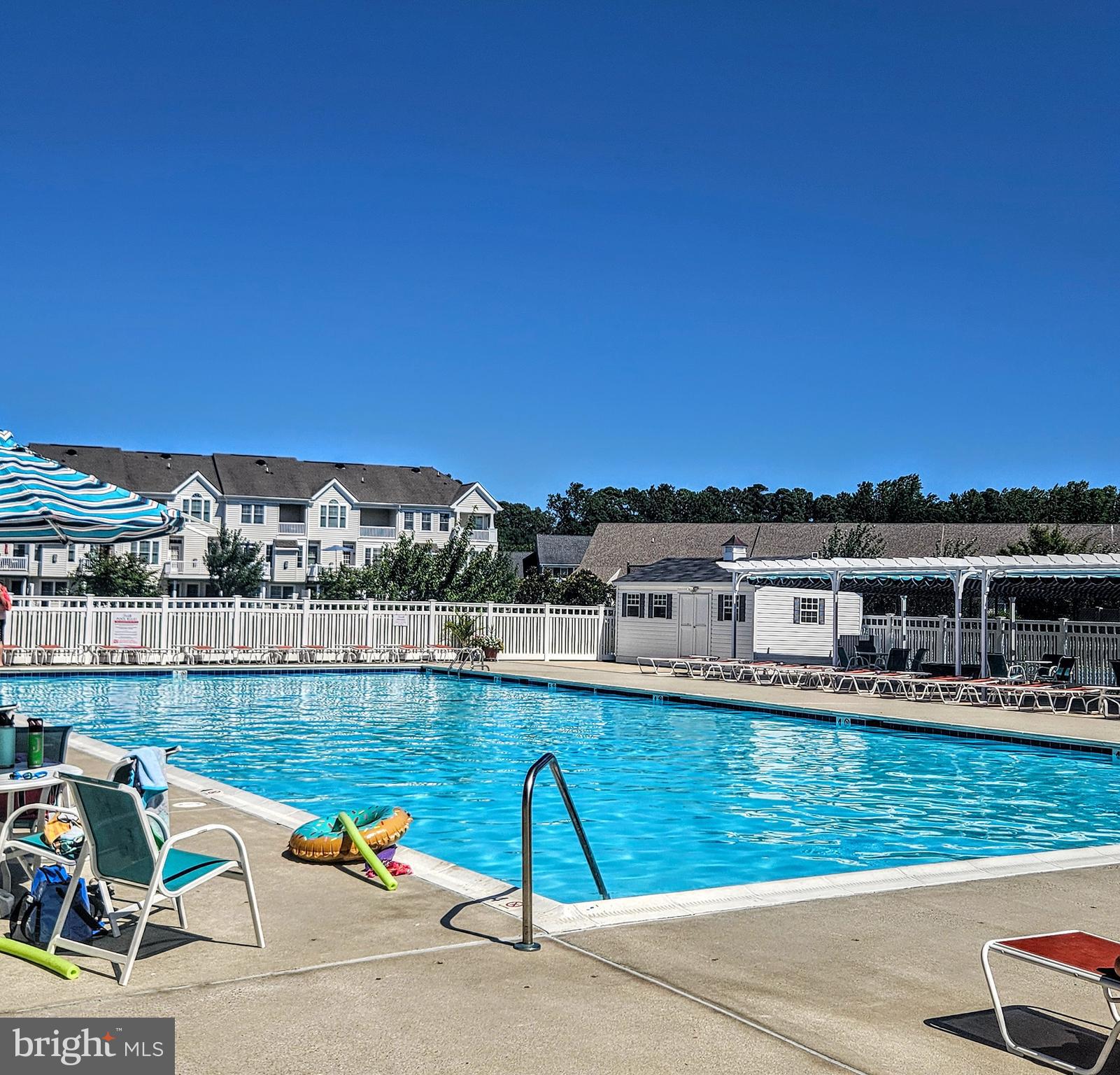 GRANDE AT CANAL POINTE - Residential