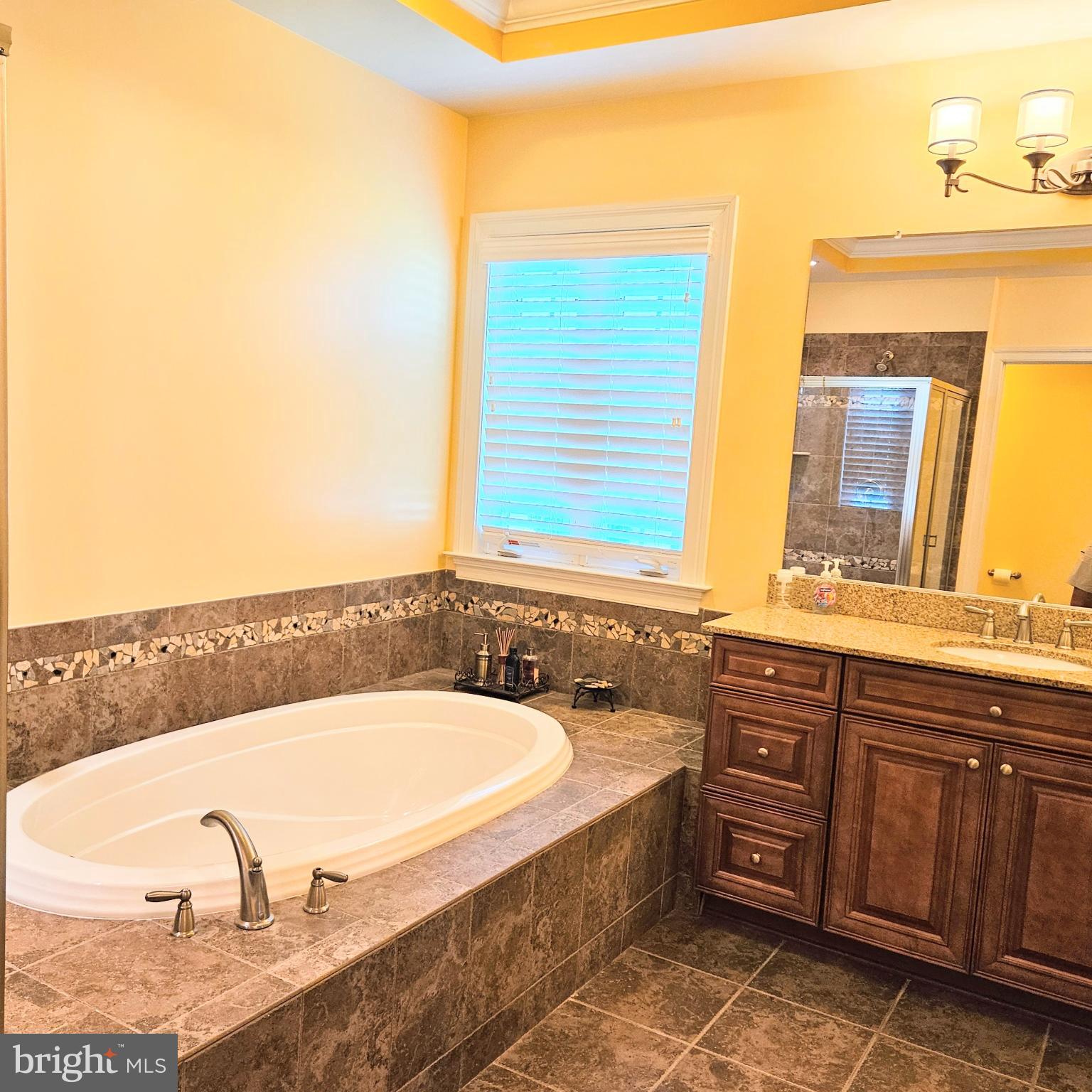 GRANDE AT CANAL POINTE - Residential