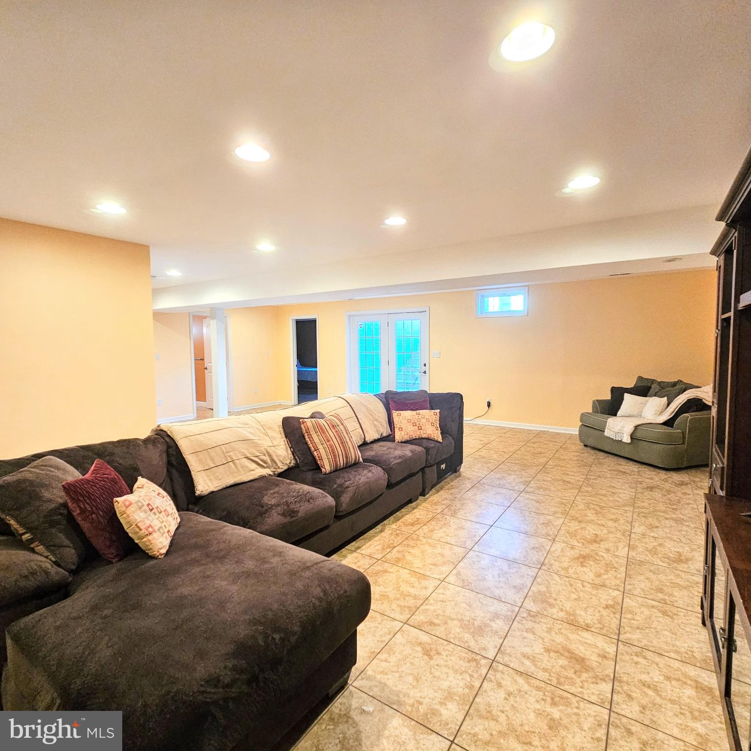 GRANDE AT CANAL POINTE - Residential