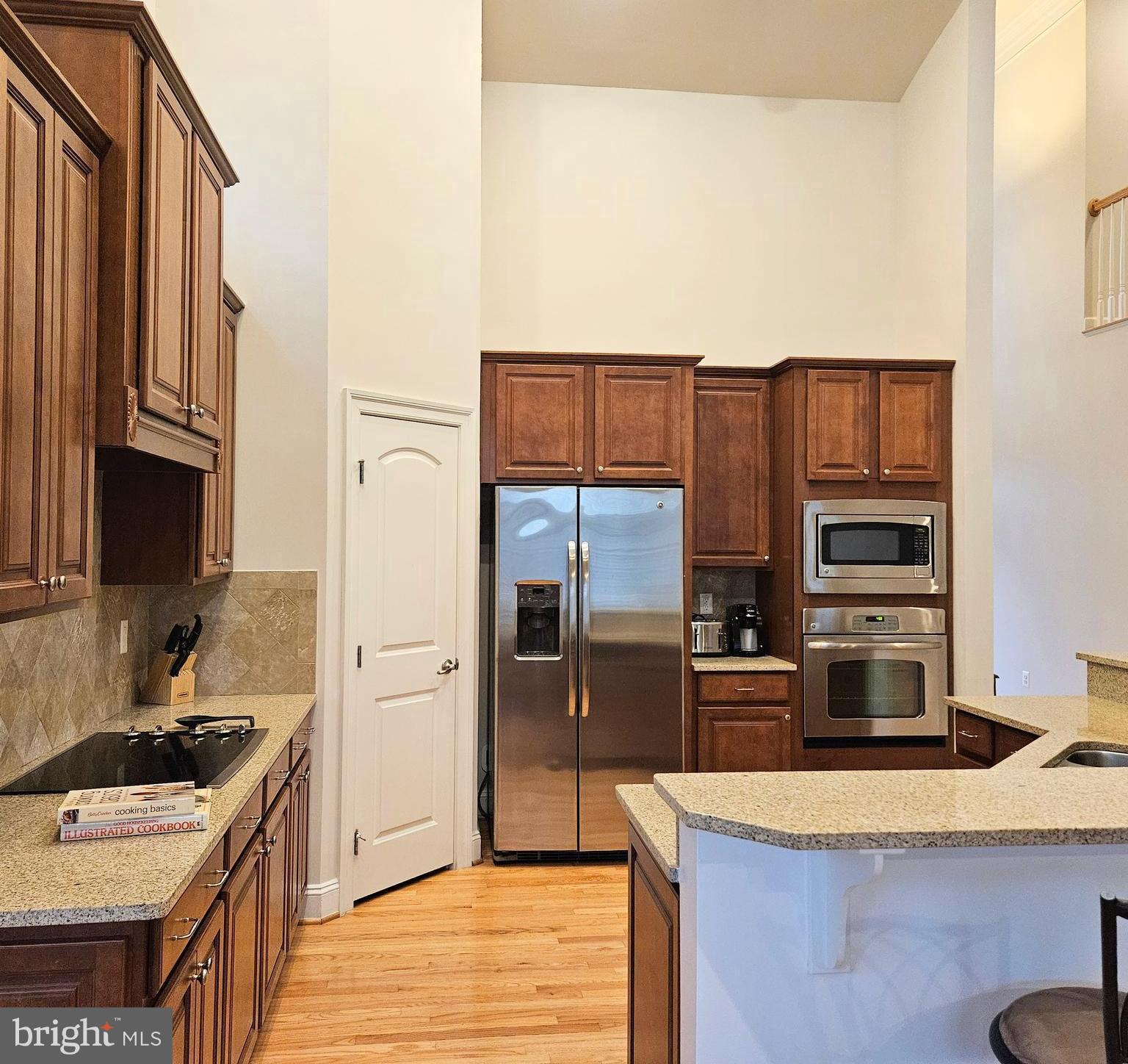 GRANDE AT CANAL POINTE - Residential