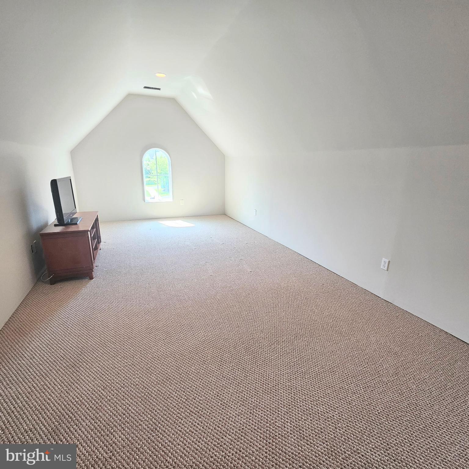 GRANDE AT CANAL POINTE - Residential