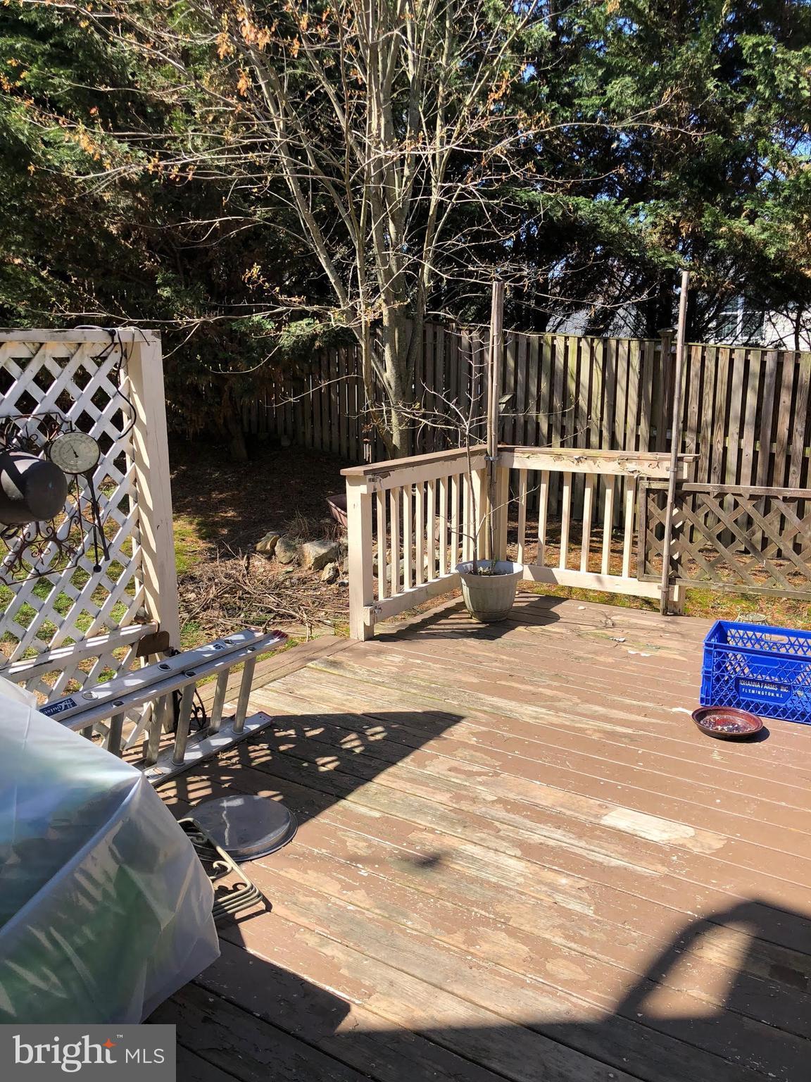 QUILTING BEE - Residential