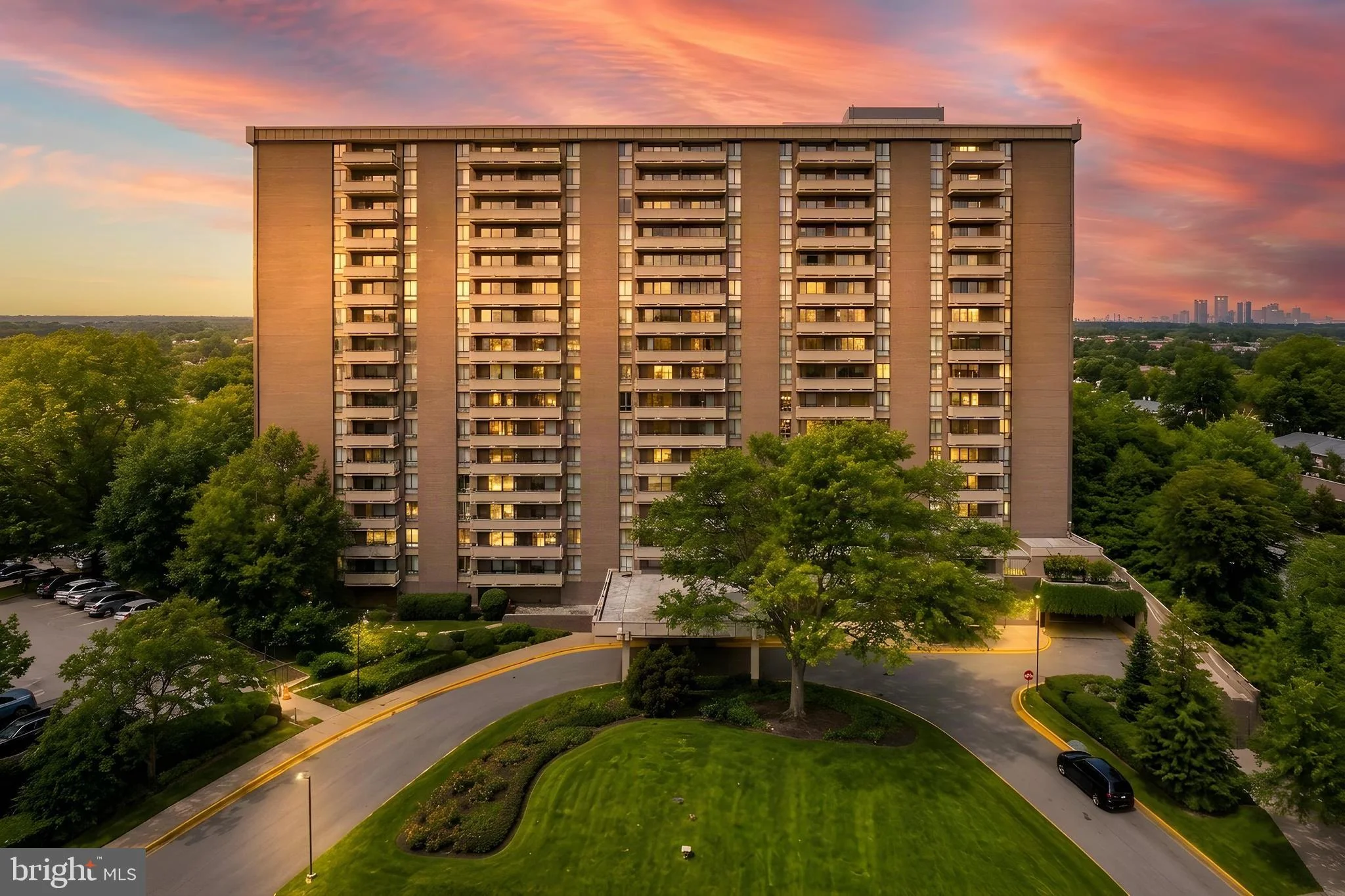 1800 Old Meadow Road Unit 1204