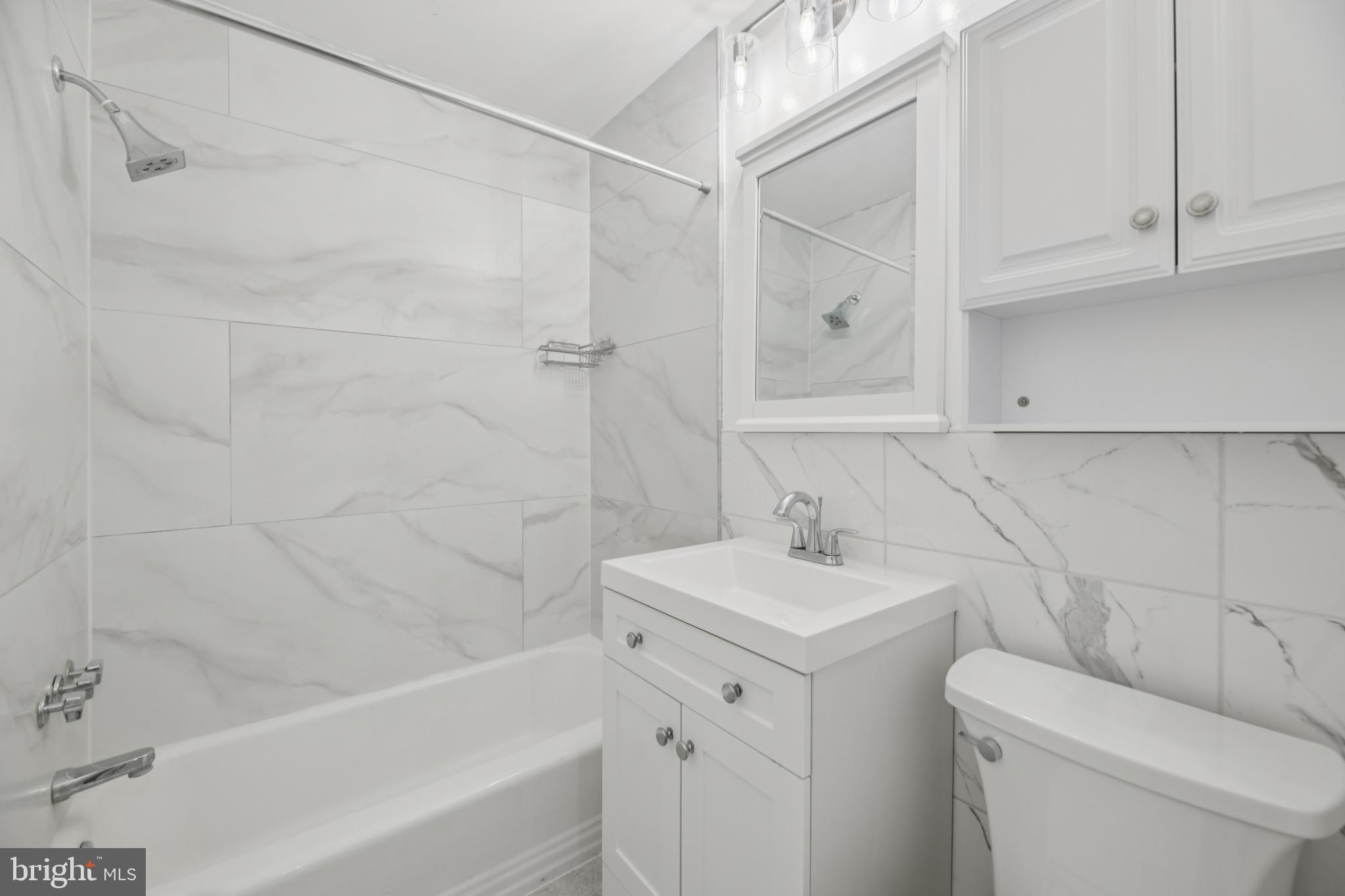 PARKSIDE CONDOMINIUMS - Residential