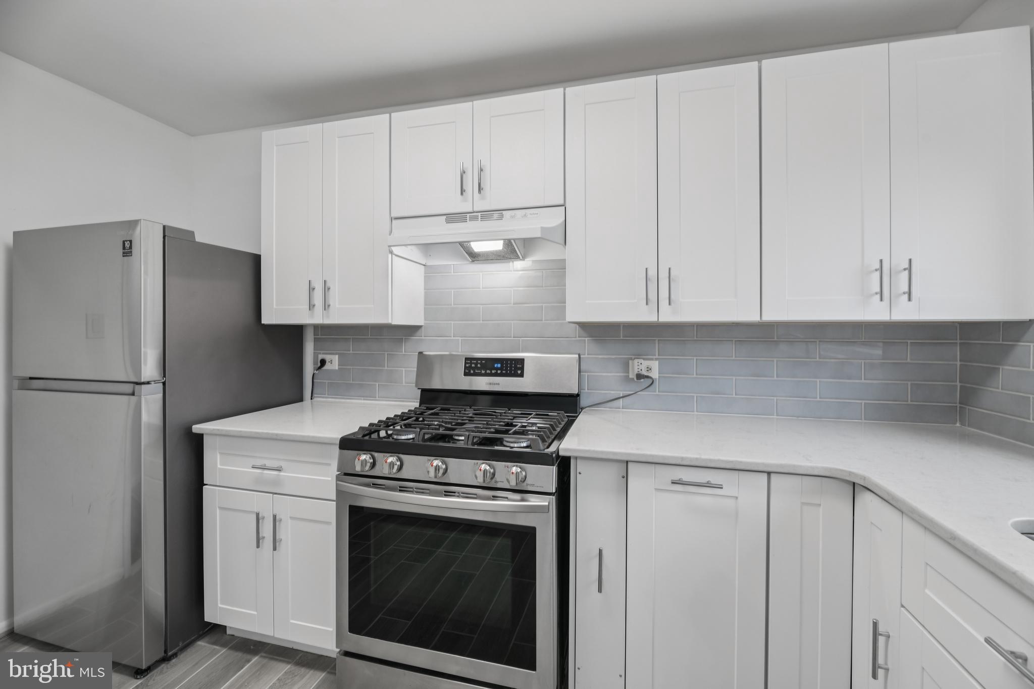 PARKSIDE CONDOMINIUMS - Residential