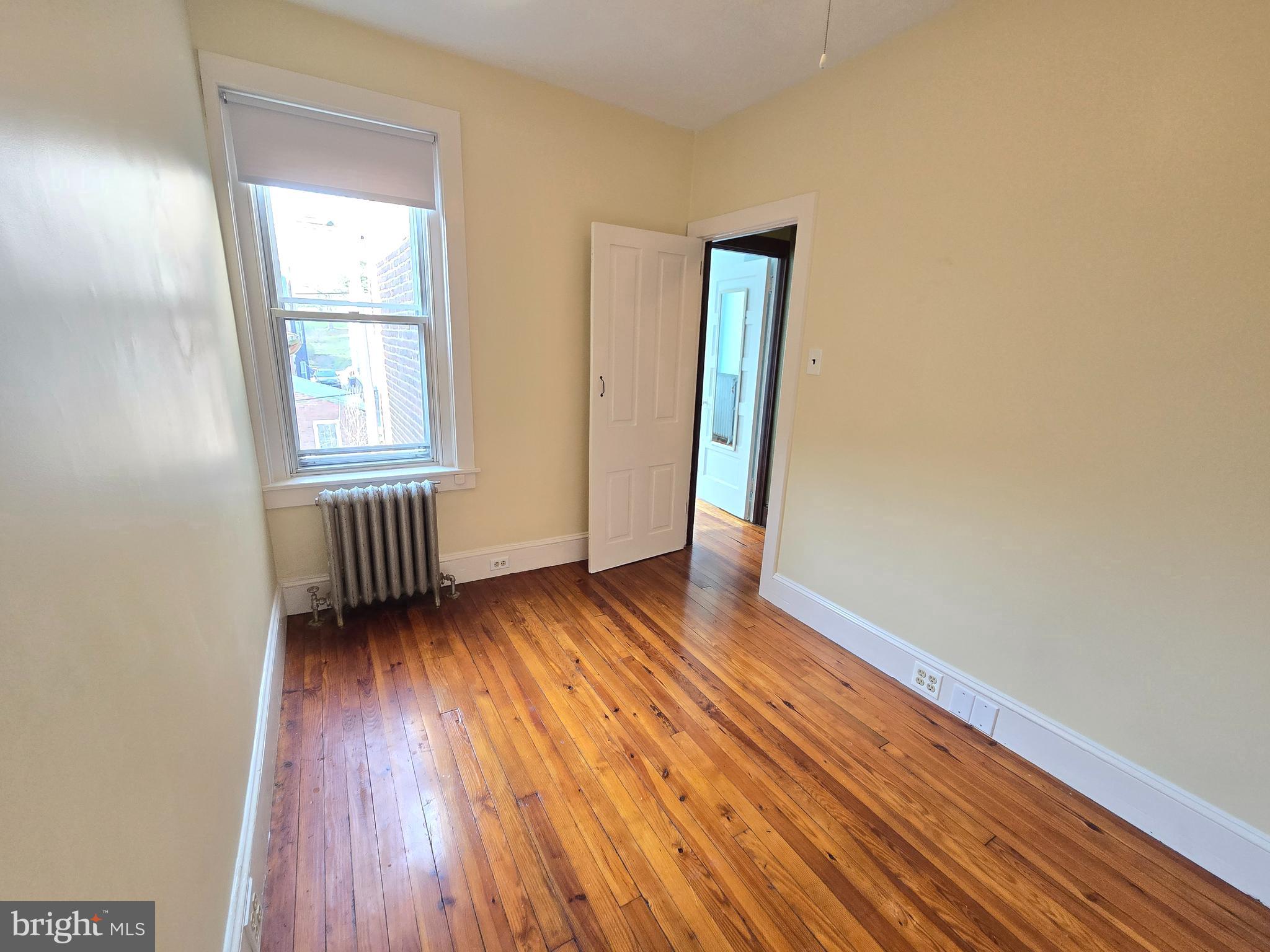 ROXBOROUGH - Residential Lease