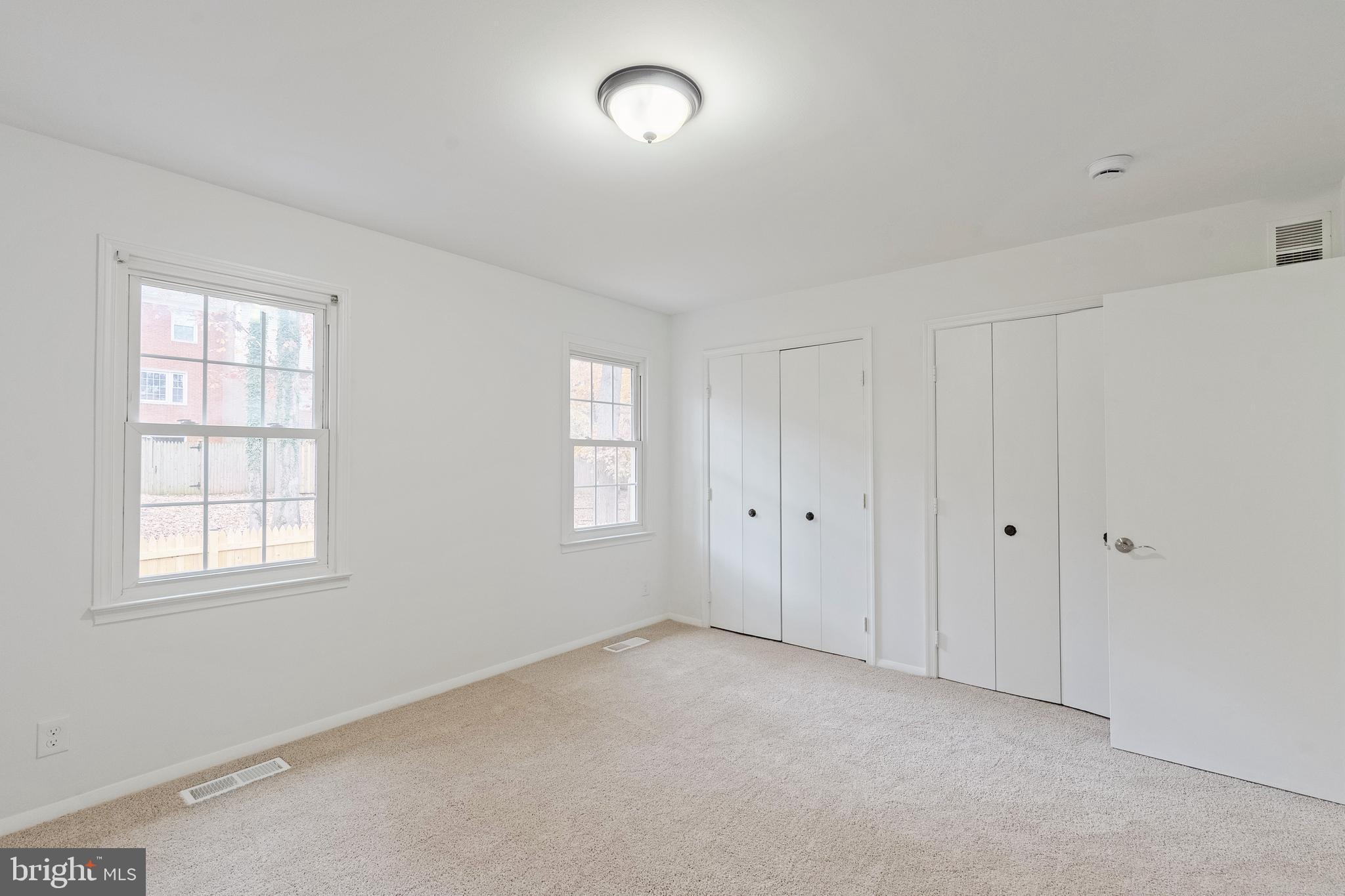 CARDINAL SQUARE - Residential