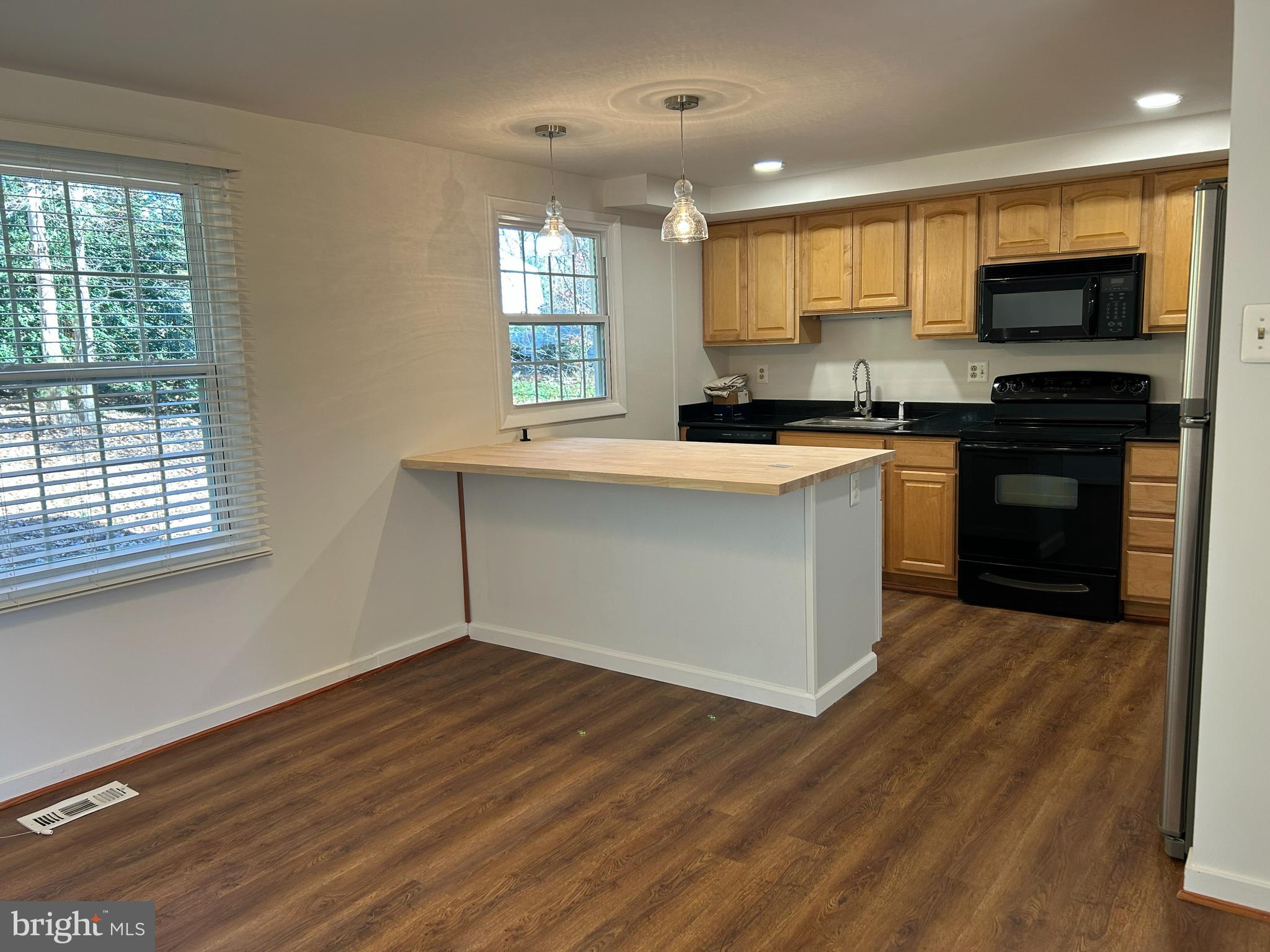 FOX MILL - Residential Lease