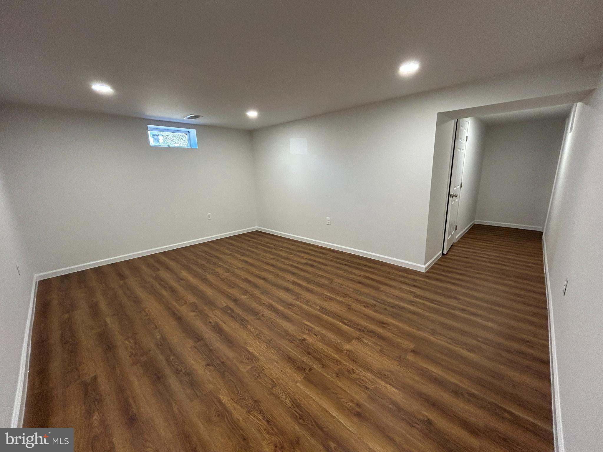 FOX MILL - Residential Lease