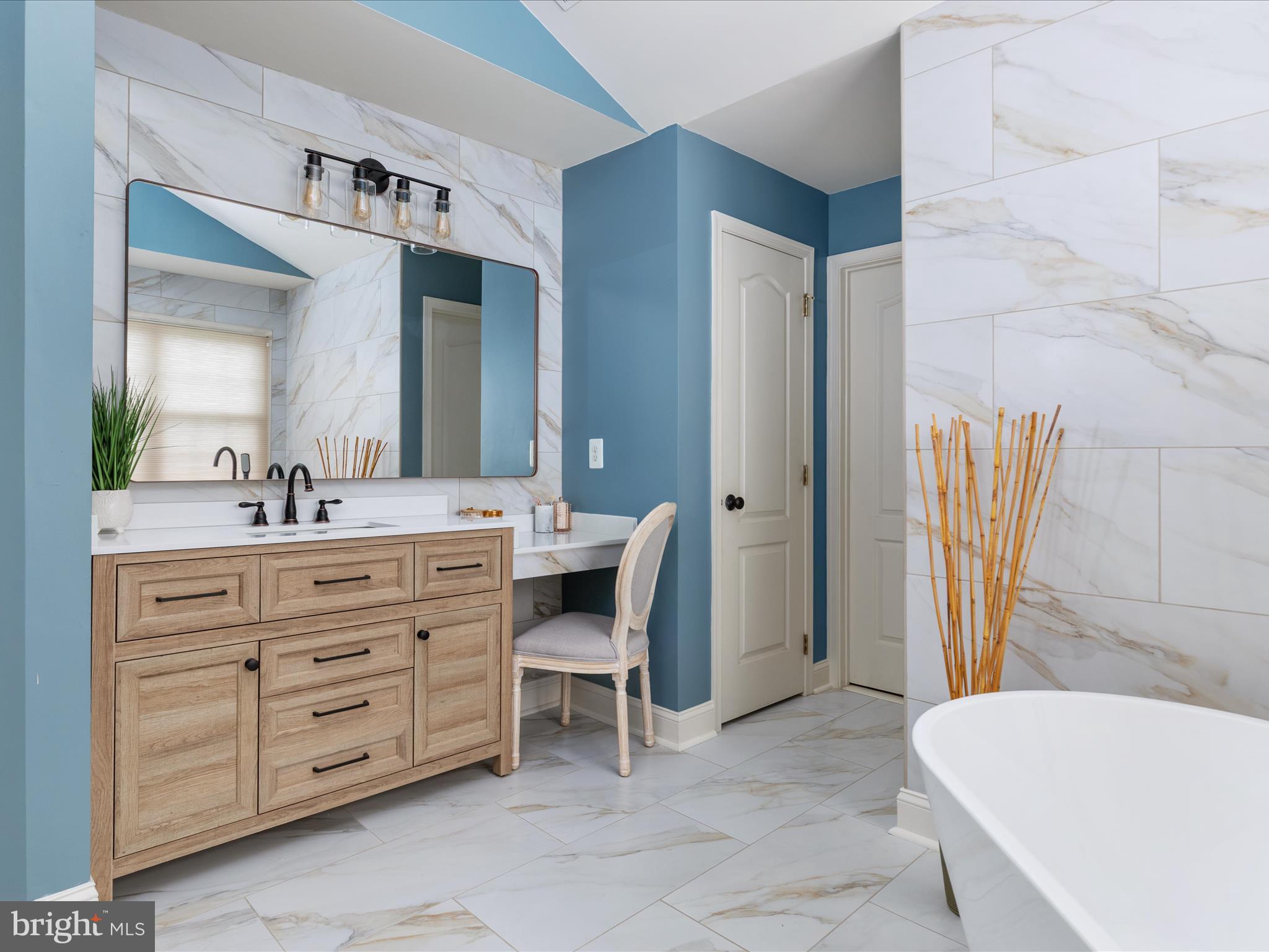 DOMINION VALLEY COUNTRY CLUB - Residential