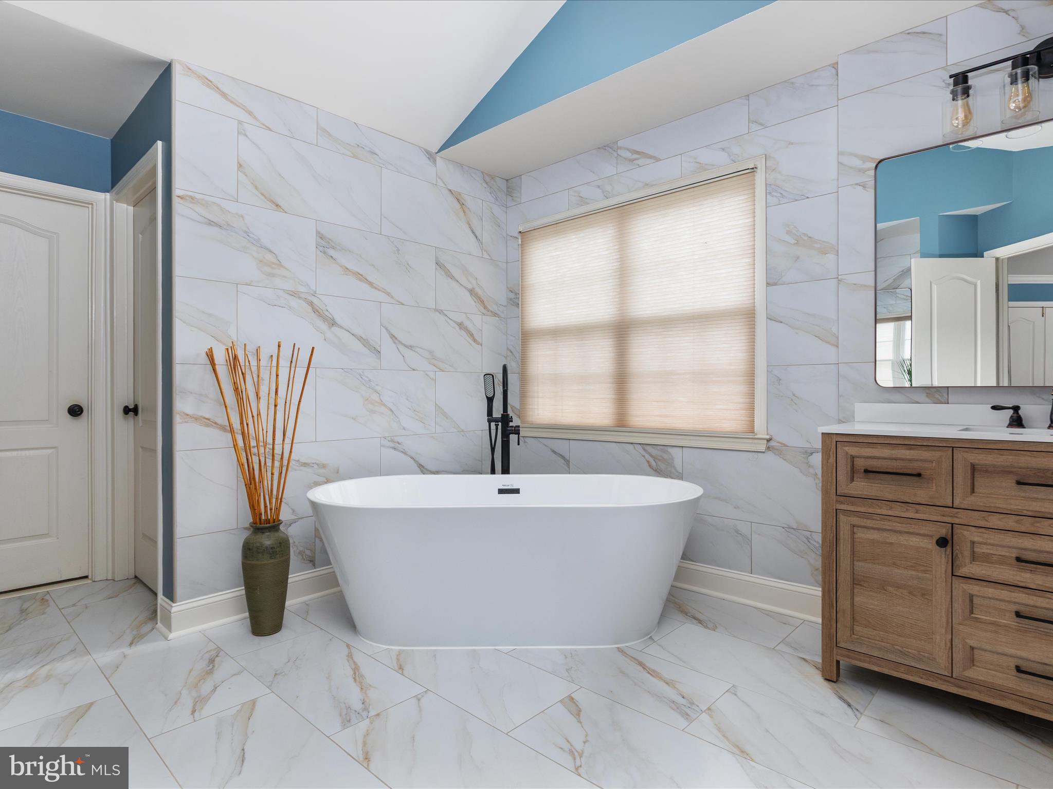 DOMINION VALLEY COUNTRY CLUB - Residential