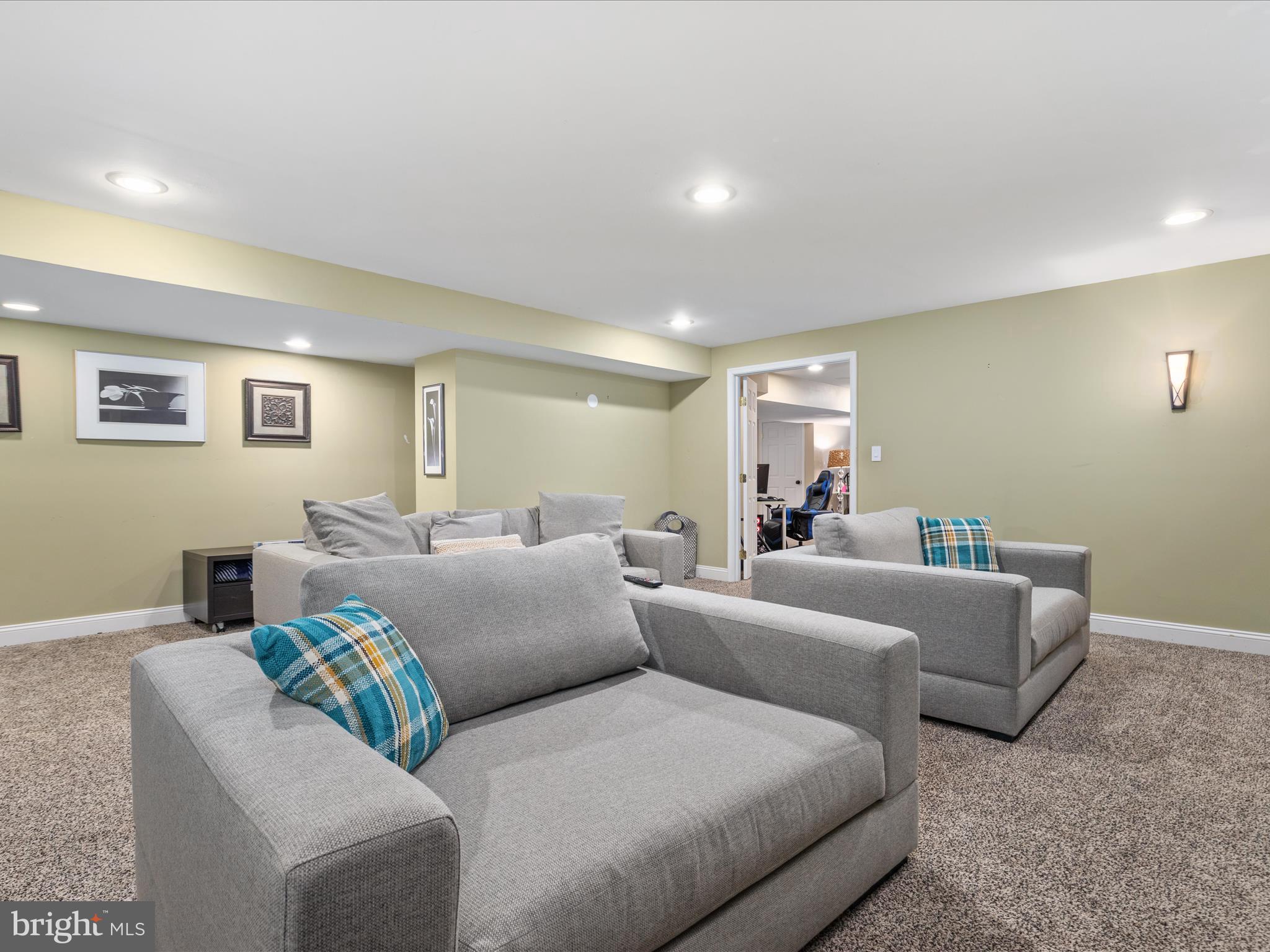 DOMINION VALLEY COUNTRY CLUB - Residential