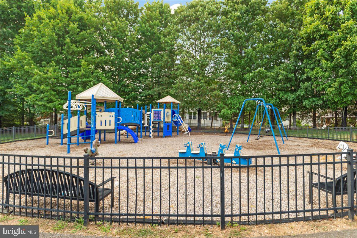 DOMINION VALLEY COUNTRY CLUB - Residential