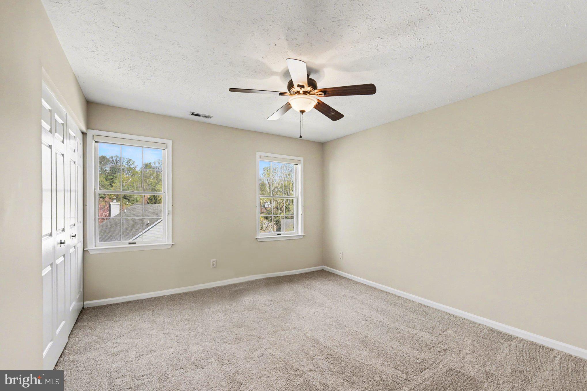 HUNT RIDGE - Residential