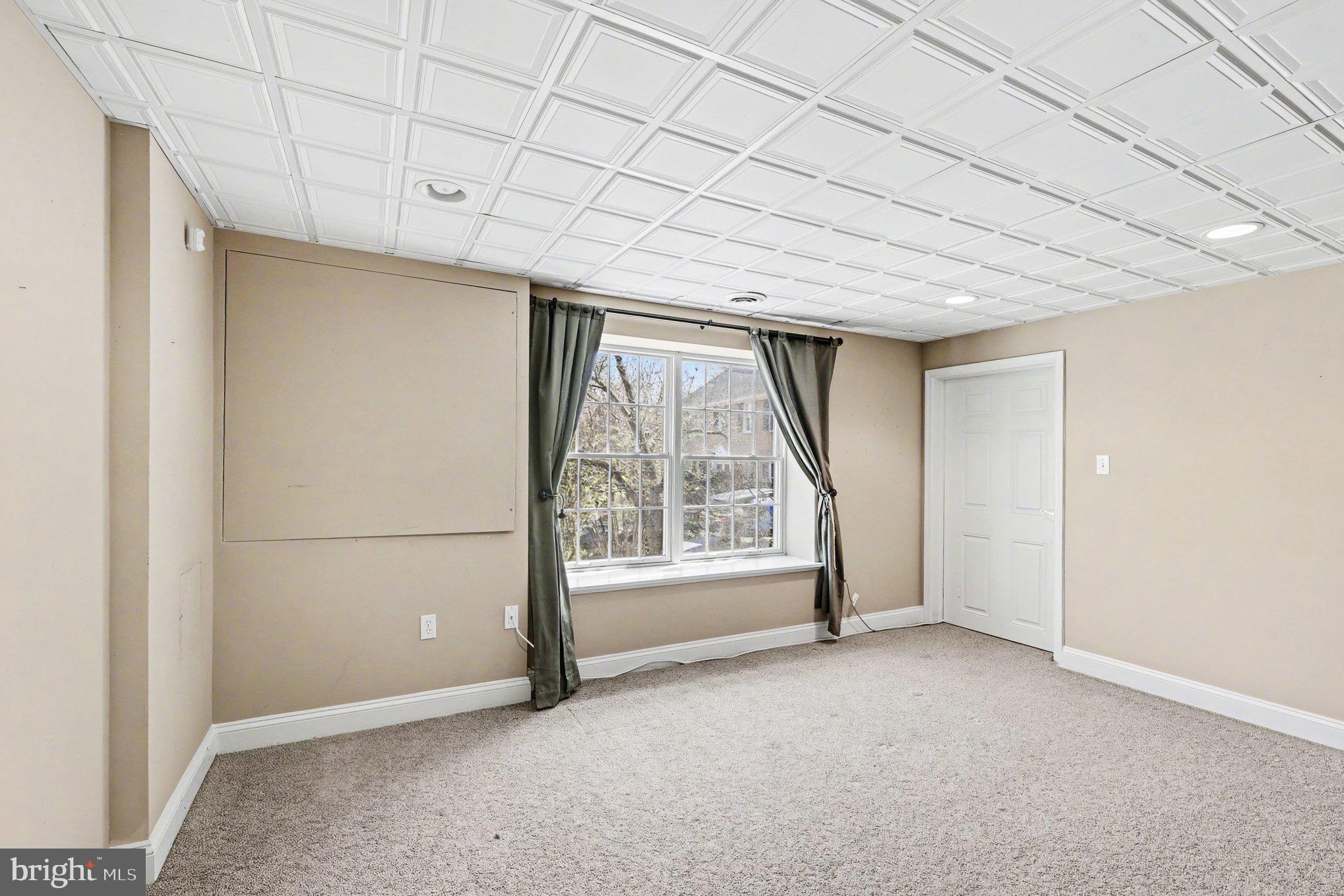 HUNT RIDGE - Residential