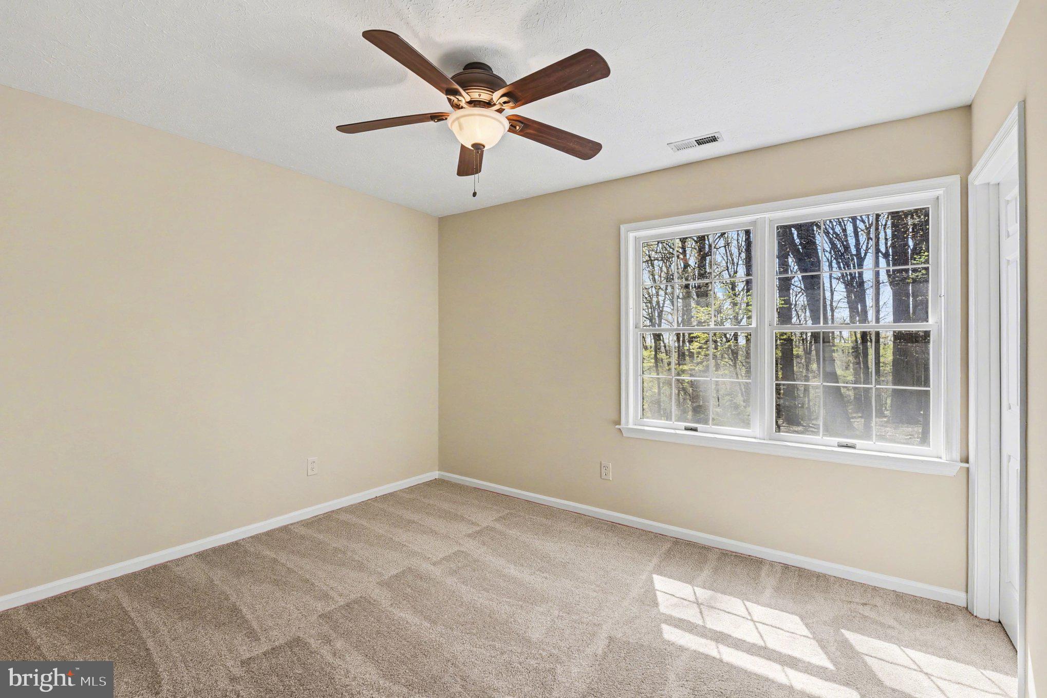 HUNT RIDGE - Residential