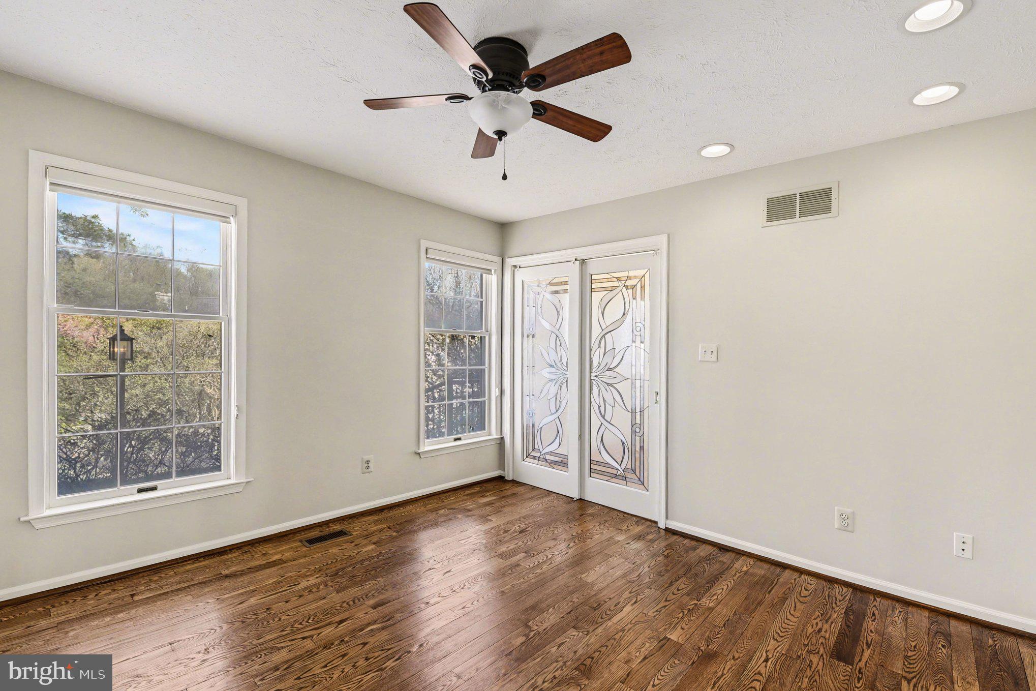 HUNT RIDGE - Residential