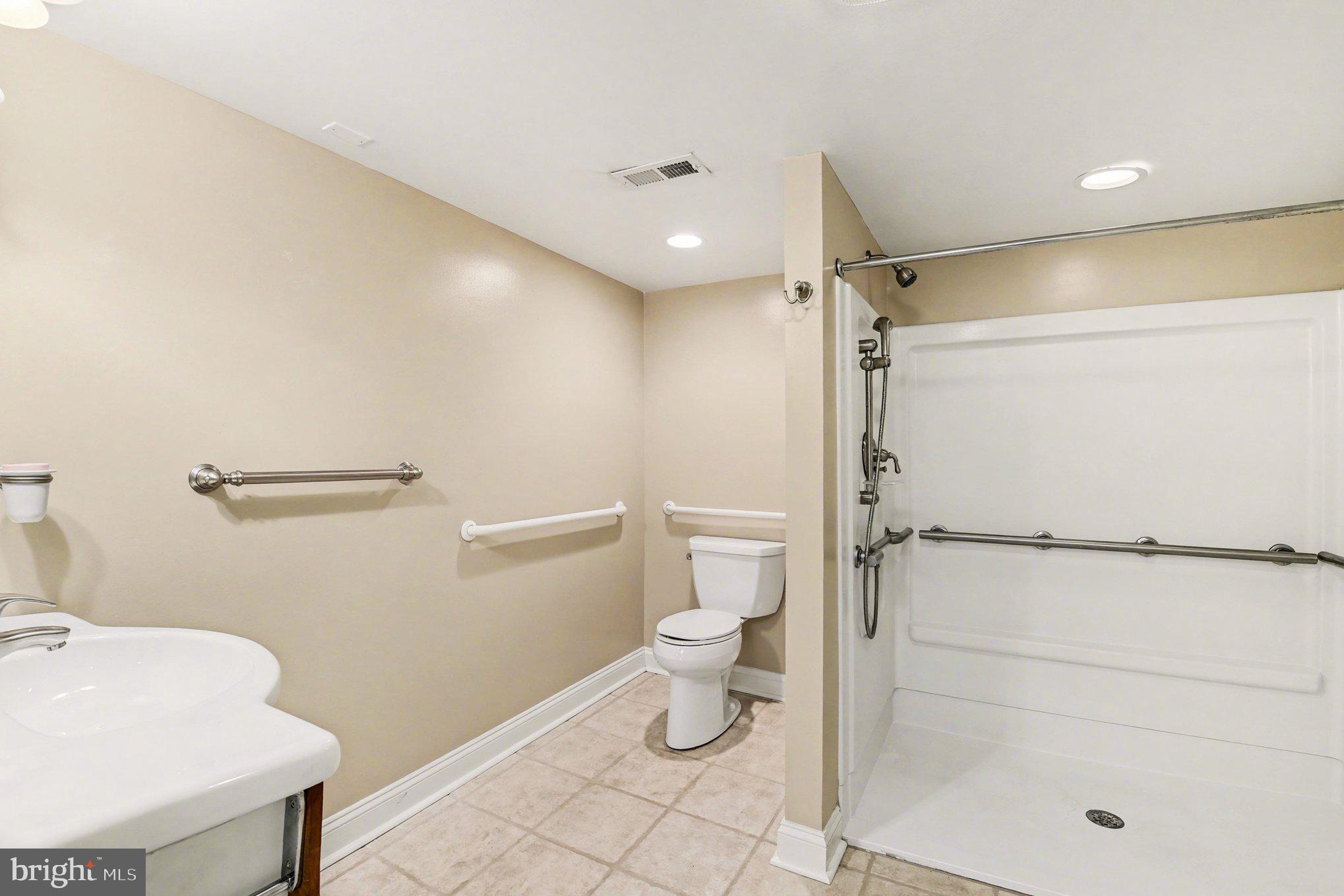 HUNT RIDGE - Residential