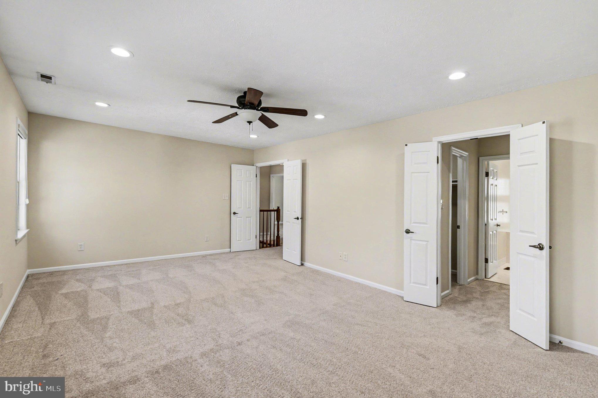 HUNT RIDGE - Residential