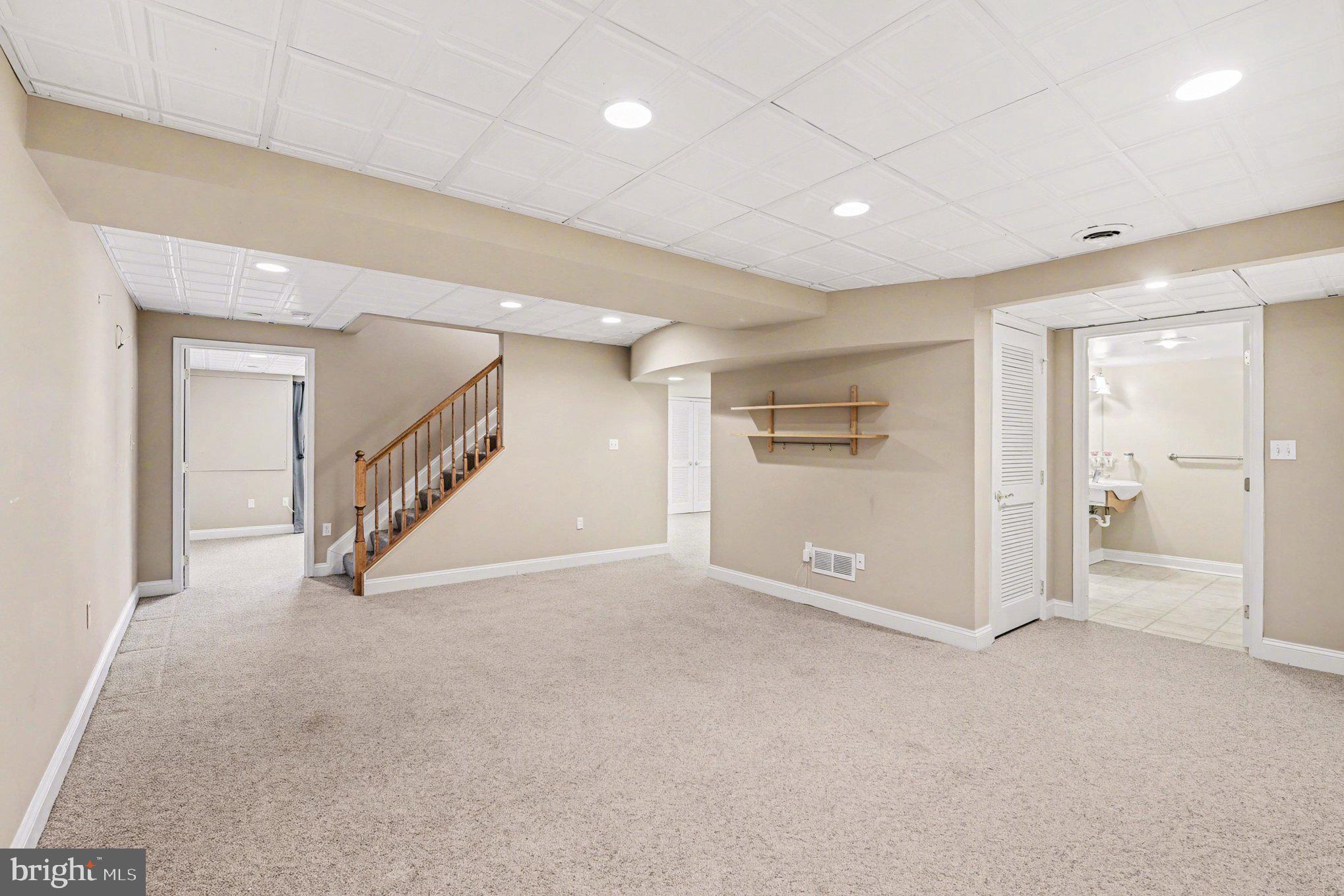 HUNT RIDGE - Residential