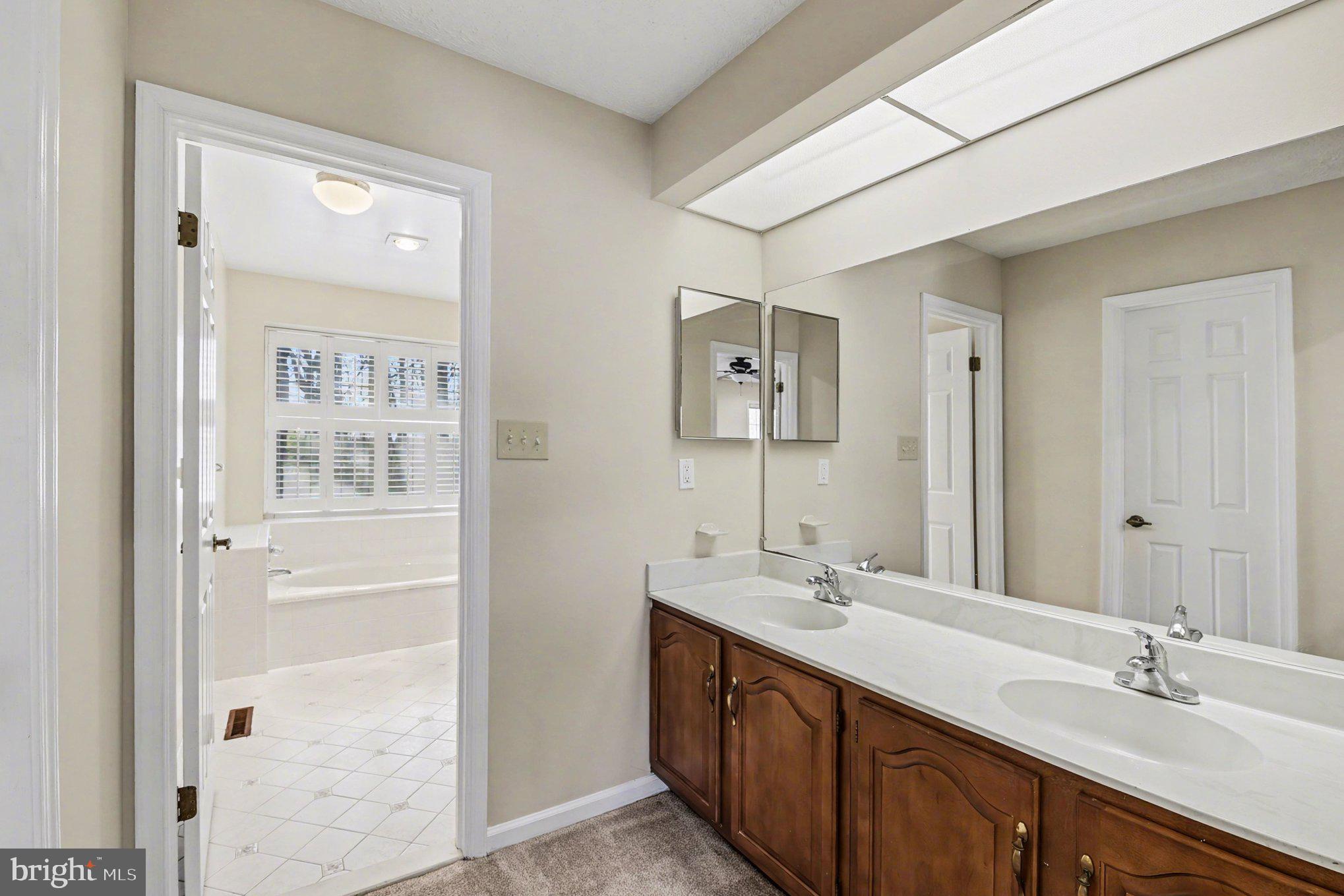 HUNT RIDGE - Residential