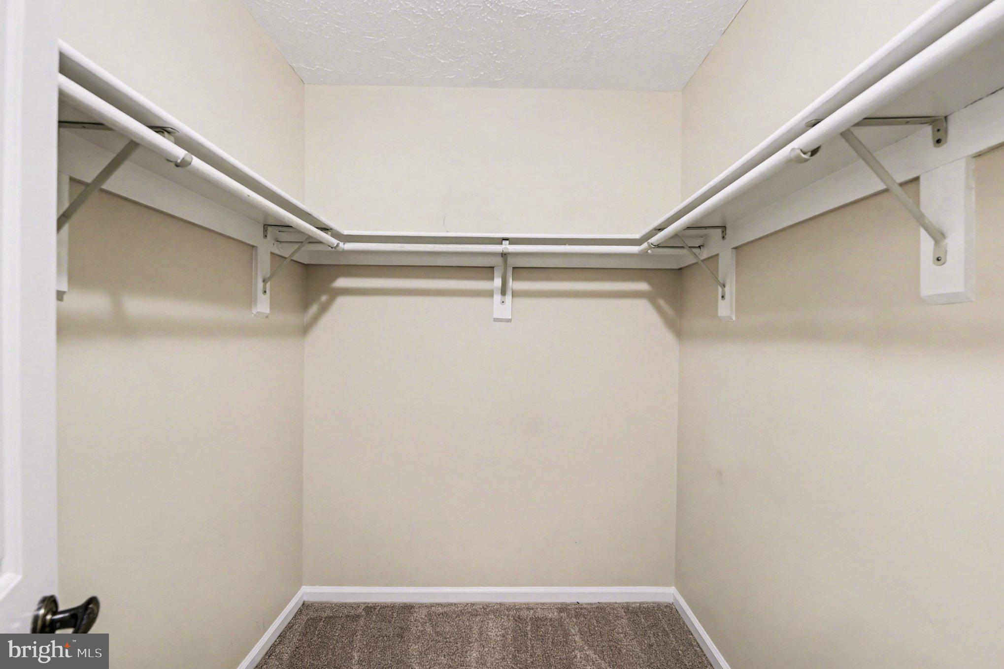 HUNT RIDGE - Residential