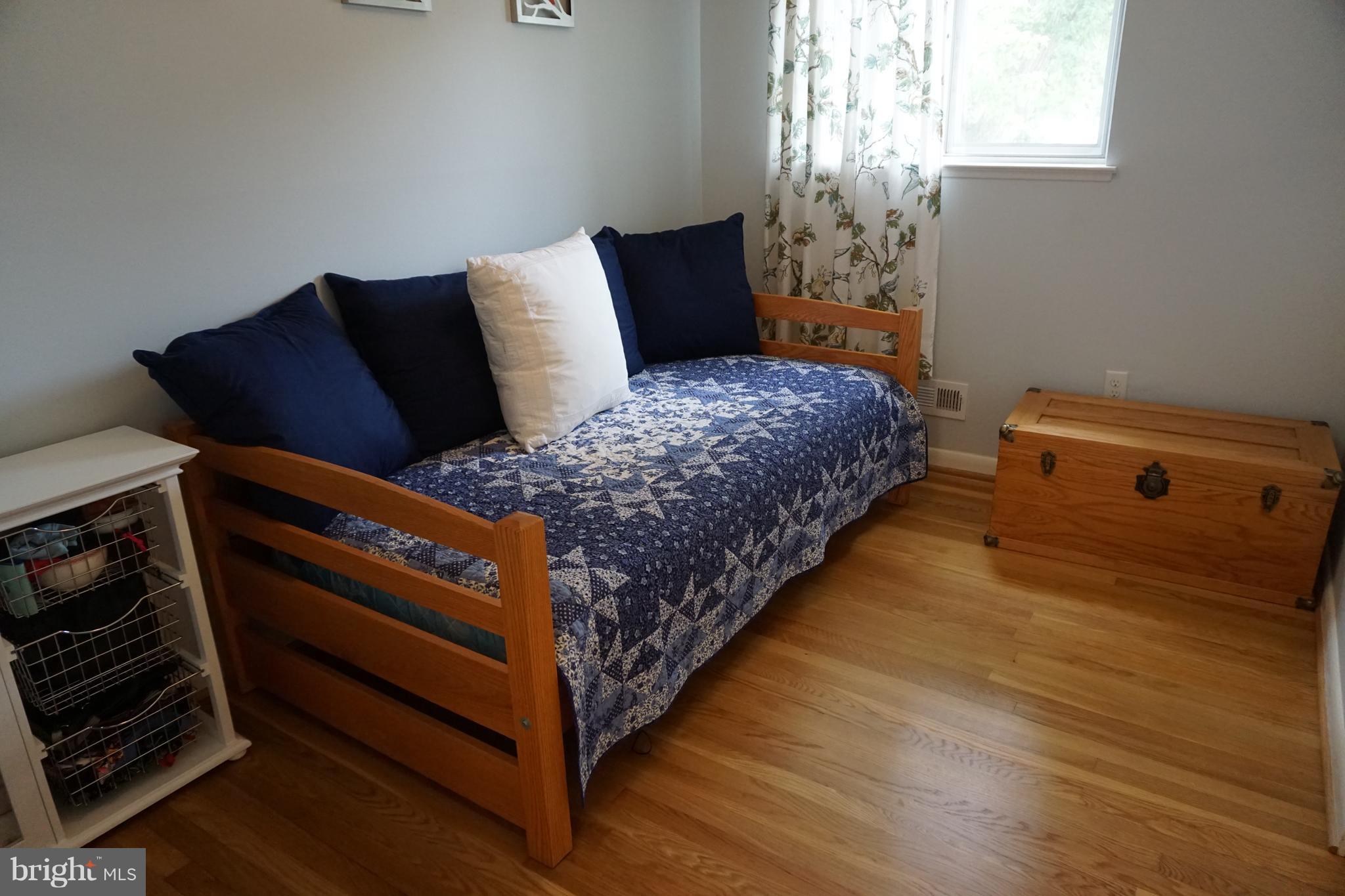WESTVIEW PARK - Residential
