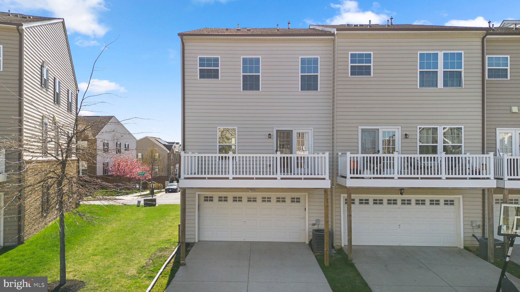 BALLARD GREEN - Residential Lease