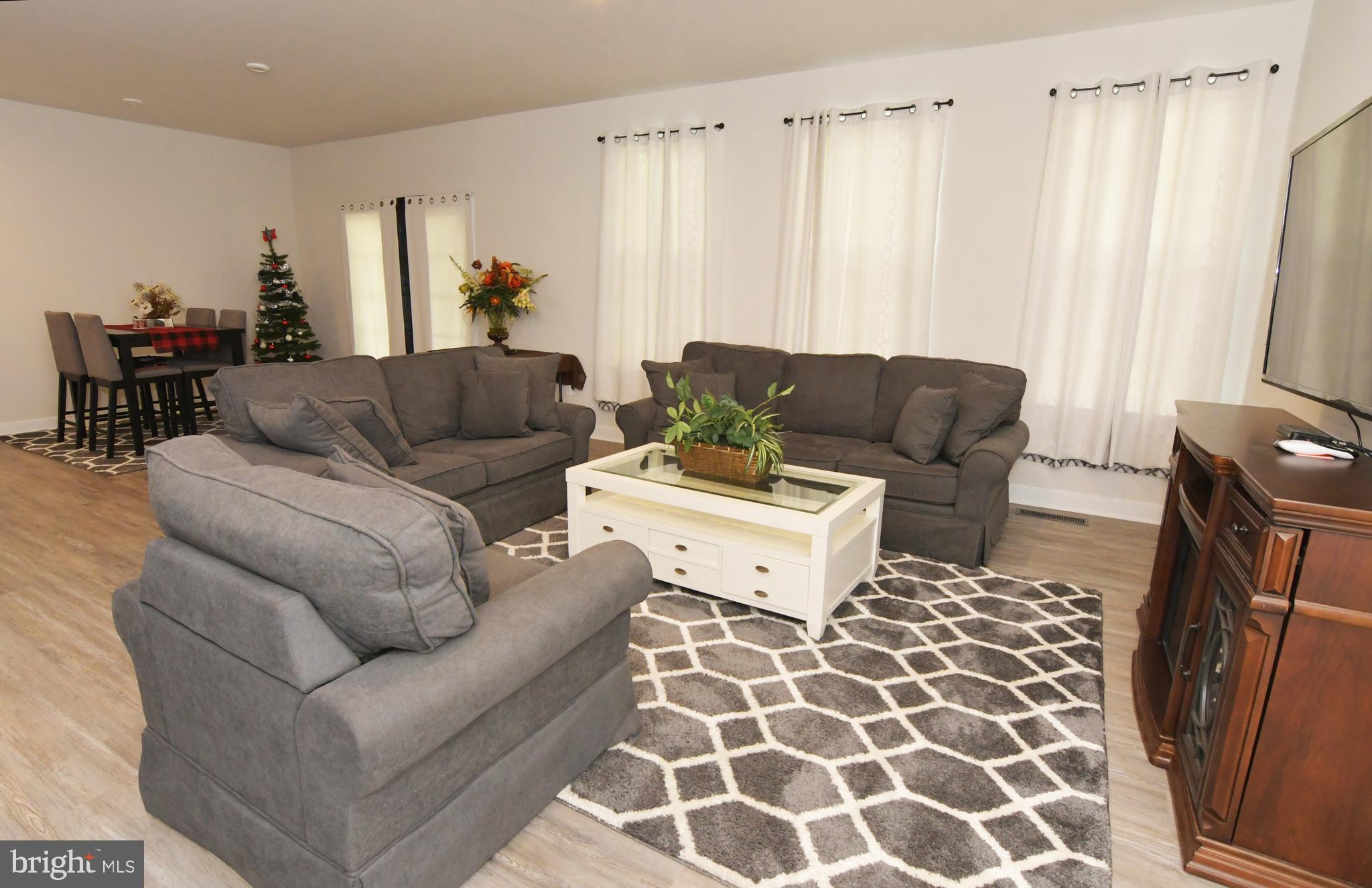 THE LAKES AT MARTINSBURG - Residential