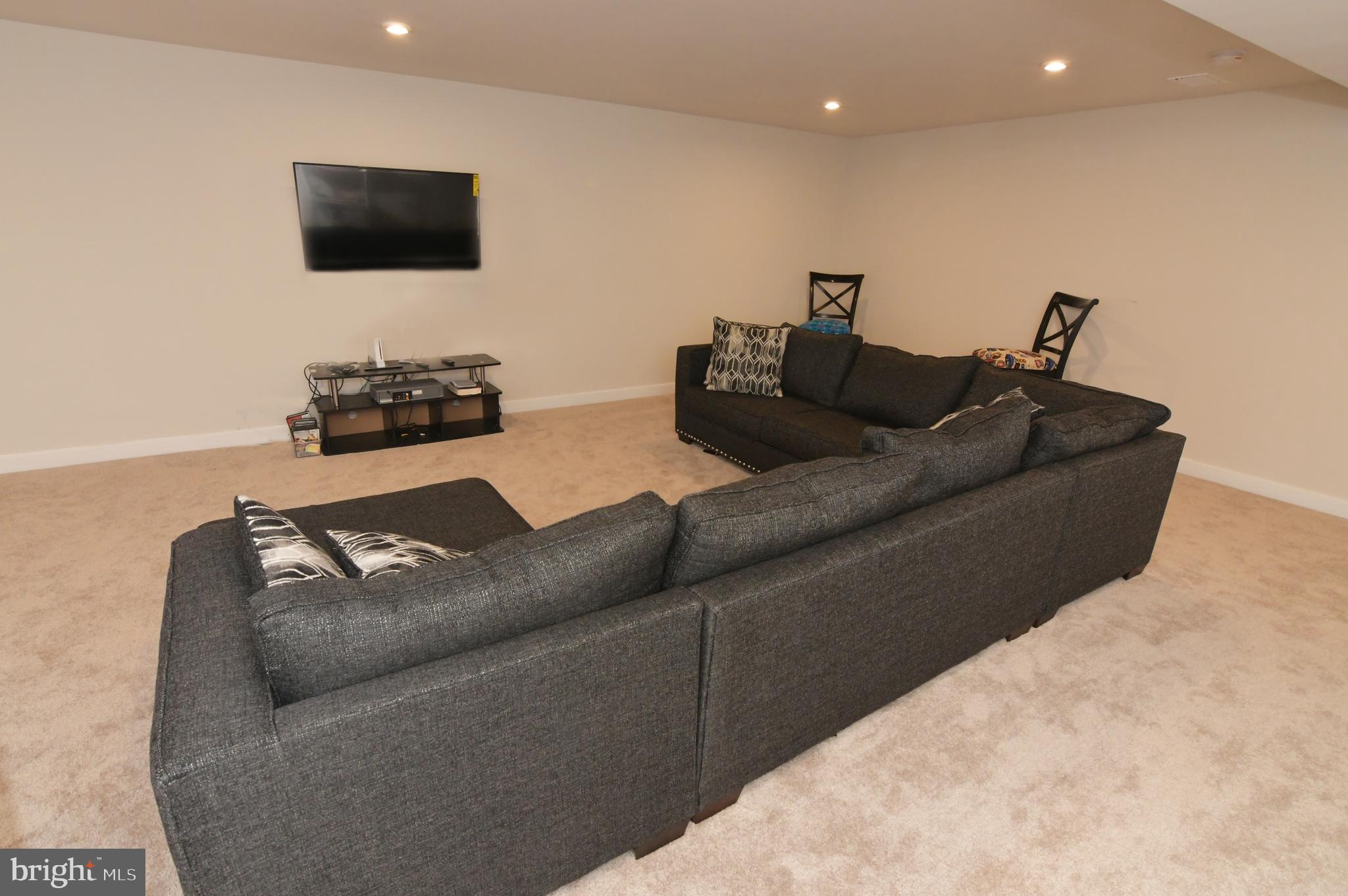 THE LAKES AT MARTINSBURG - Residential