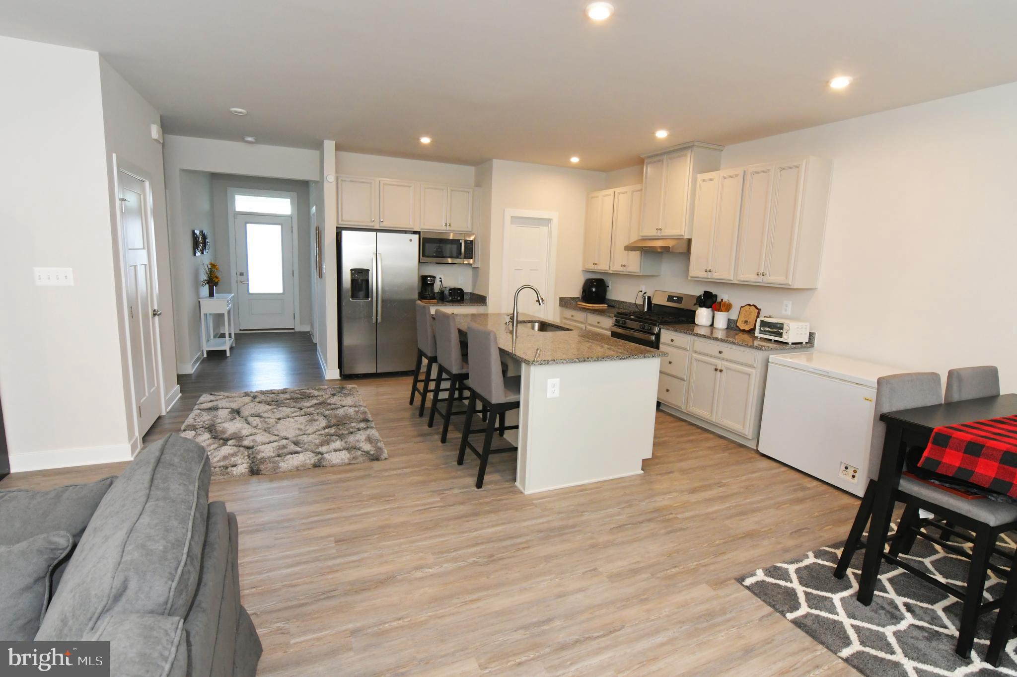 THE LAKES AT MARTINSBURG - Residential