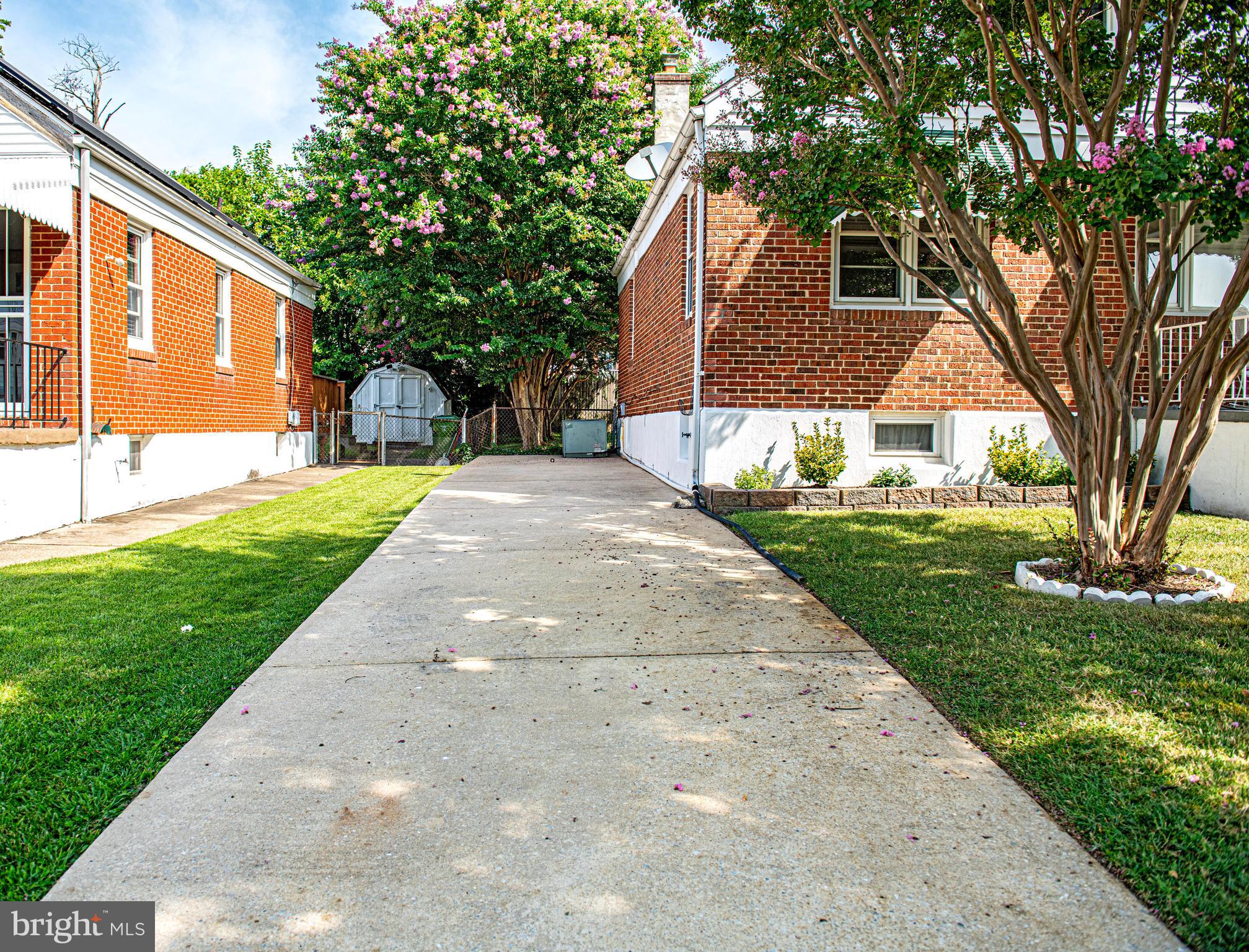 PARKVILLE - Residential