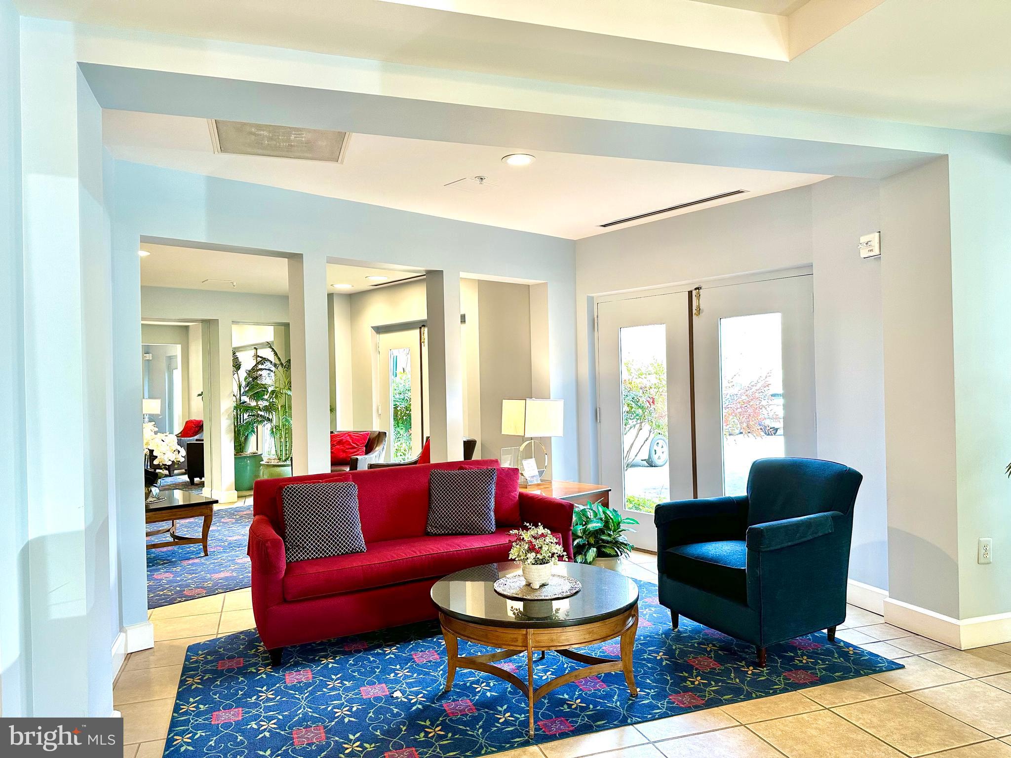 LEISURE WORLD - Residential