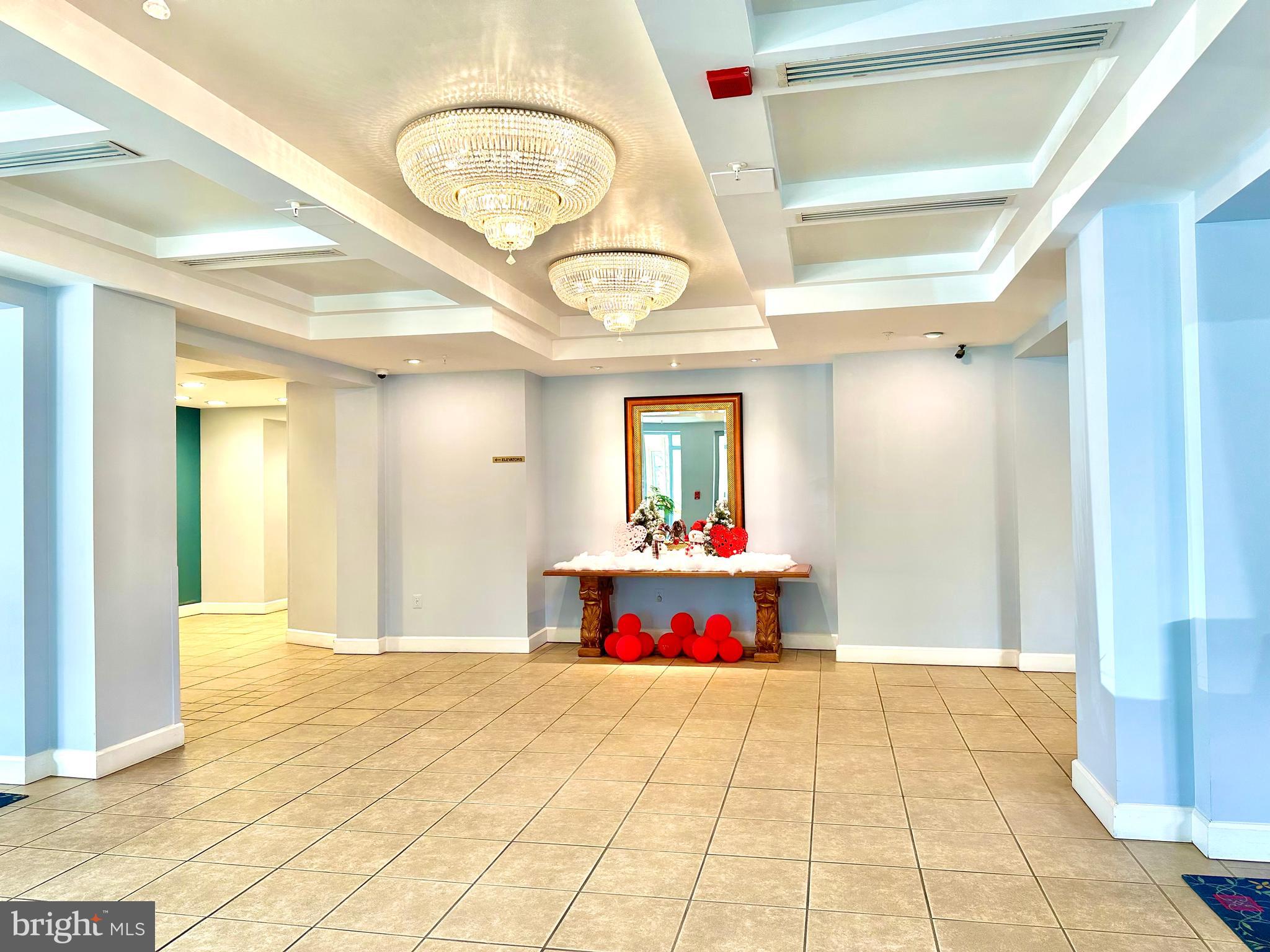 LEISURE WORLD - Residential