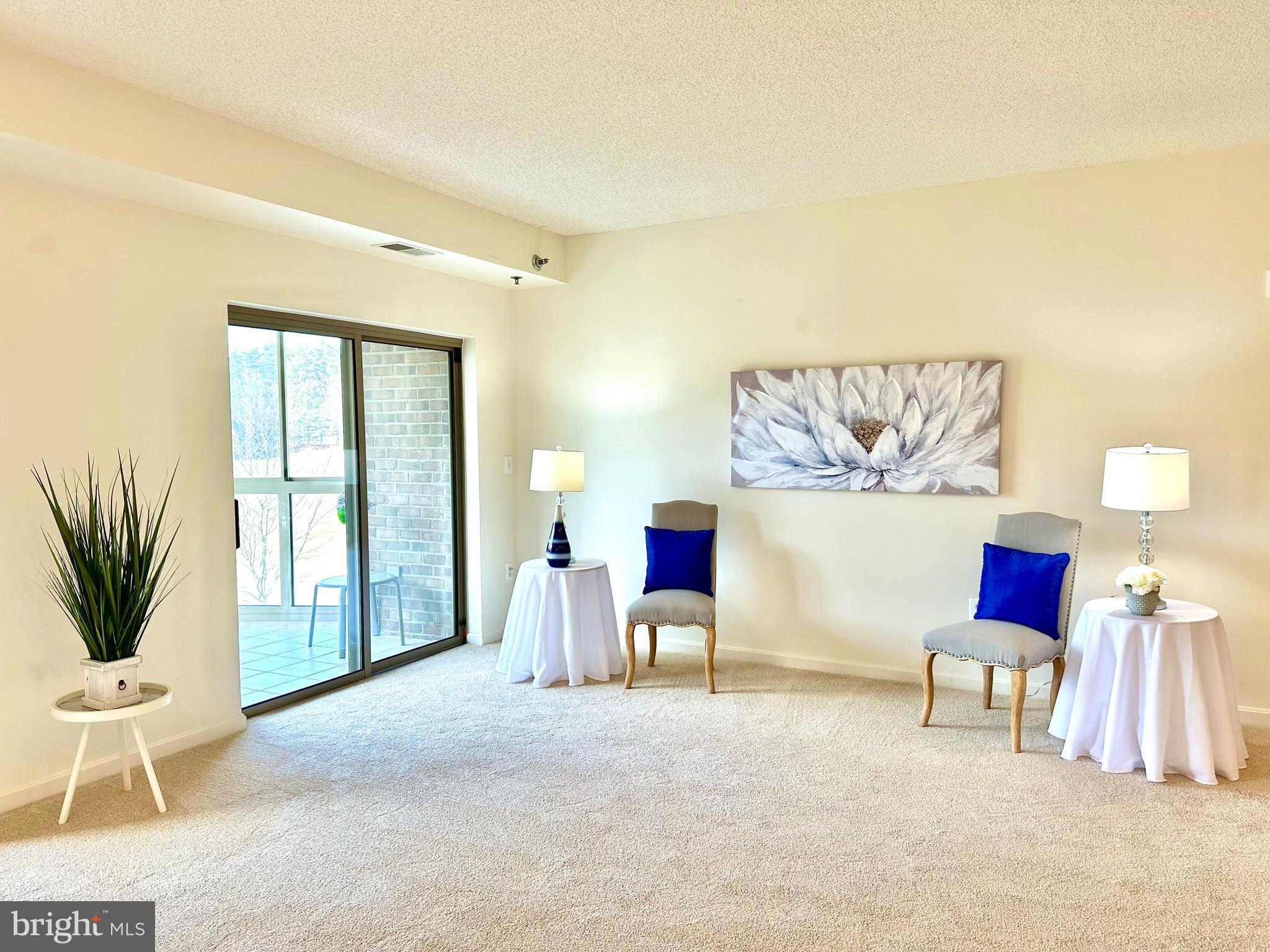 LEISURE WORLD - Residential