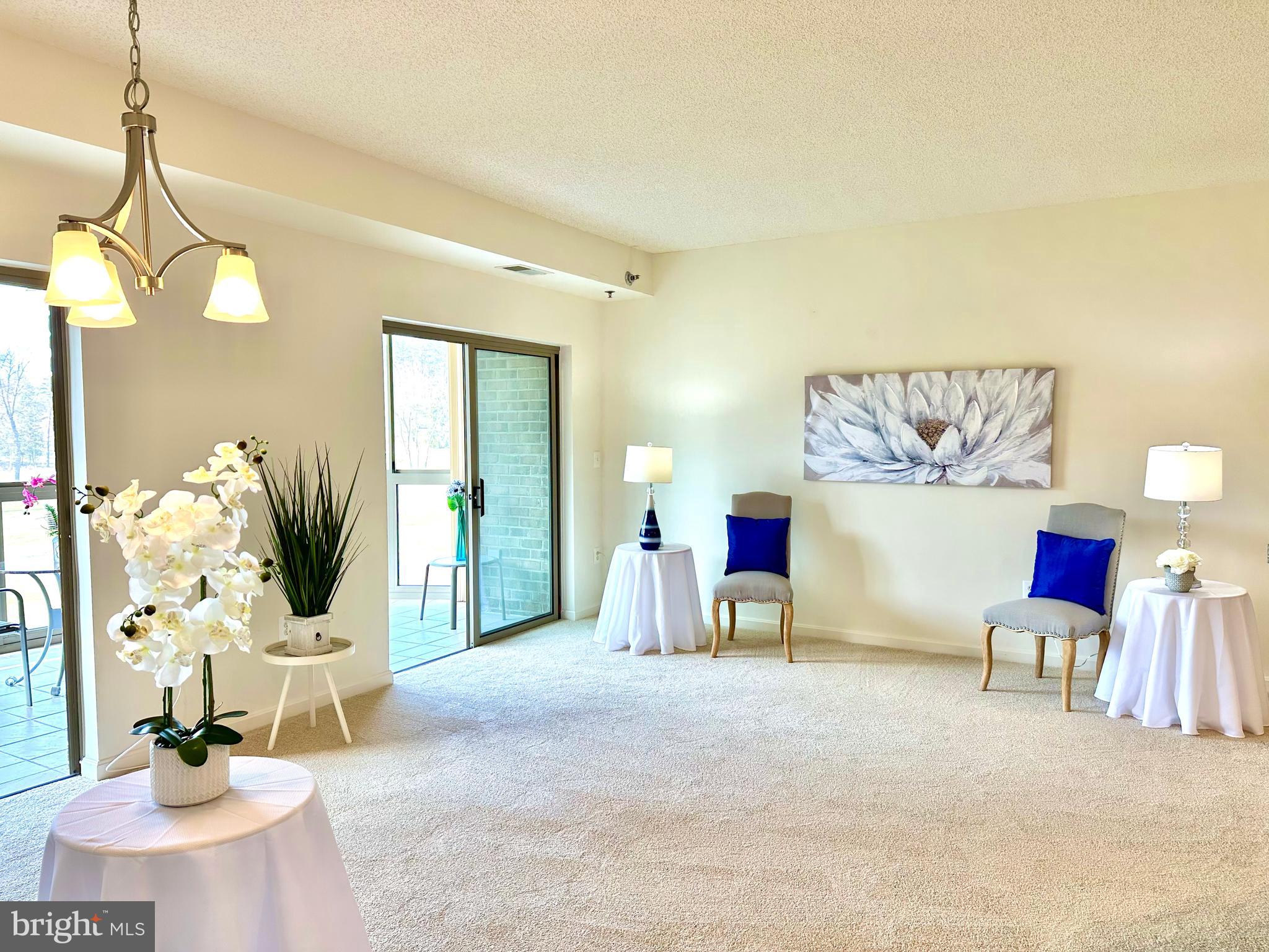 LEISURE WORLD - Residential