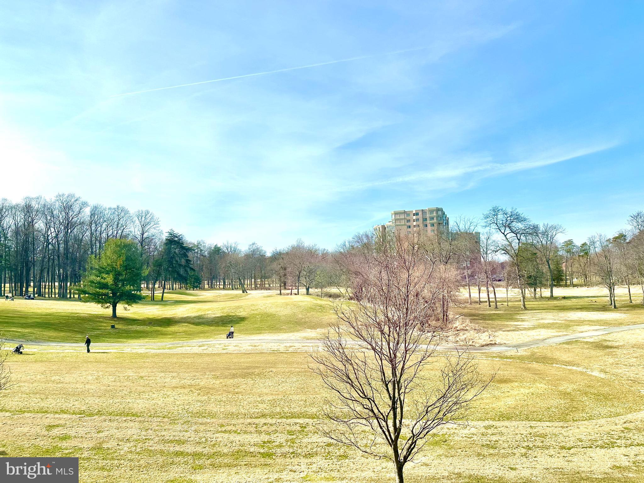 LEISURE WORLD - Residential