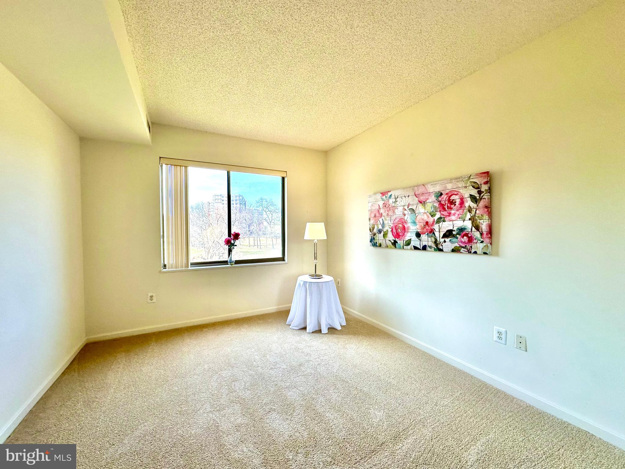 LEISURE WORLD - Residential