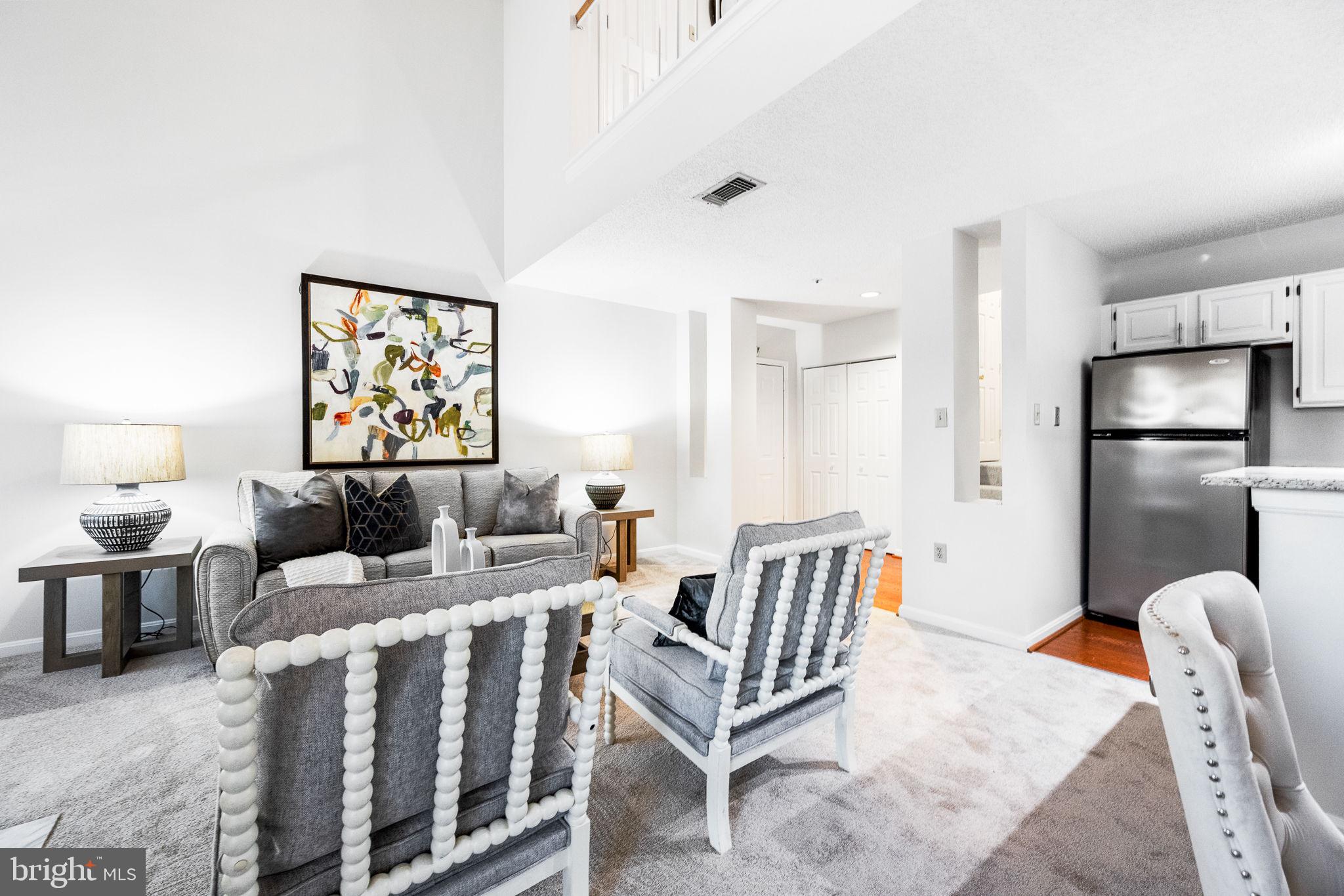 HILLWOOD - Residential