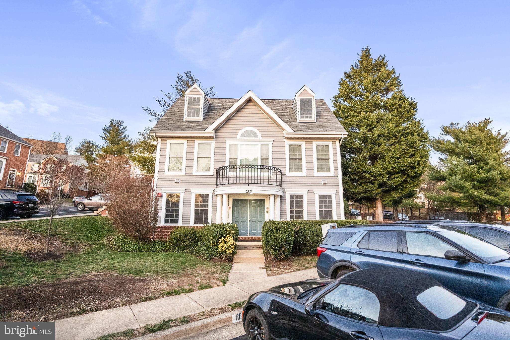 HILLWOOD - Residential