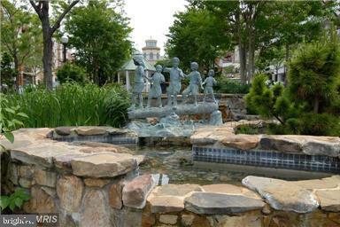 CLARENDON - Residential Lease