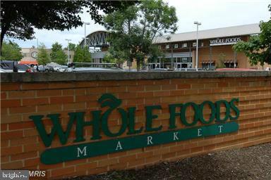 CLARENDON - Residential Lease