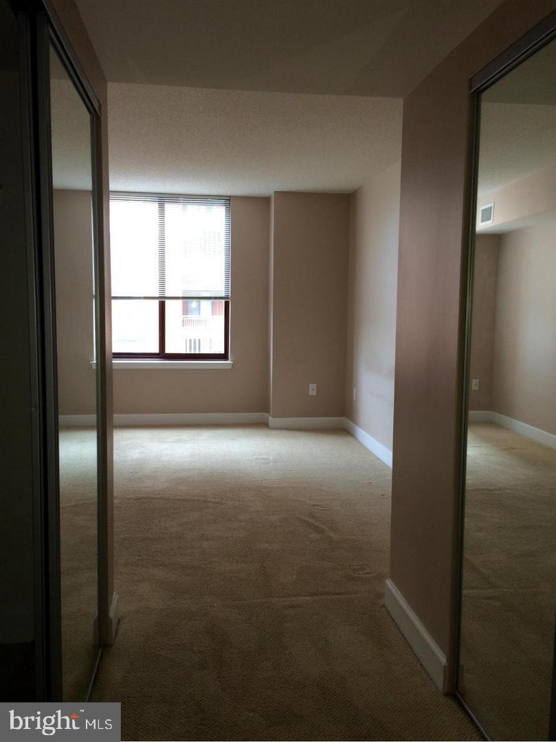 CLARENDON - Residential Lease