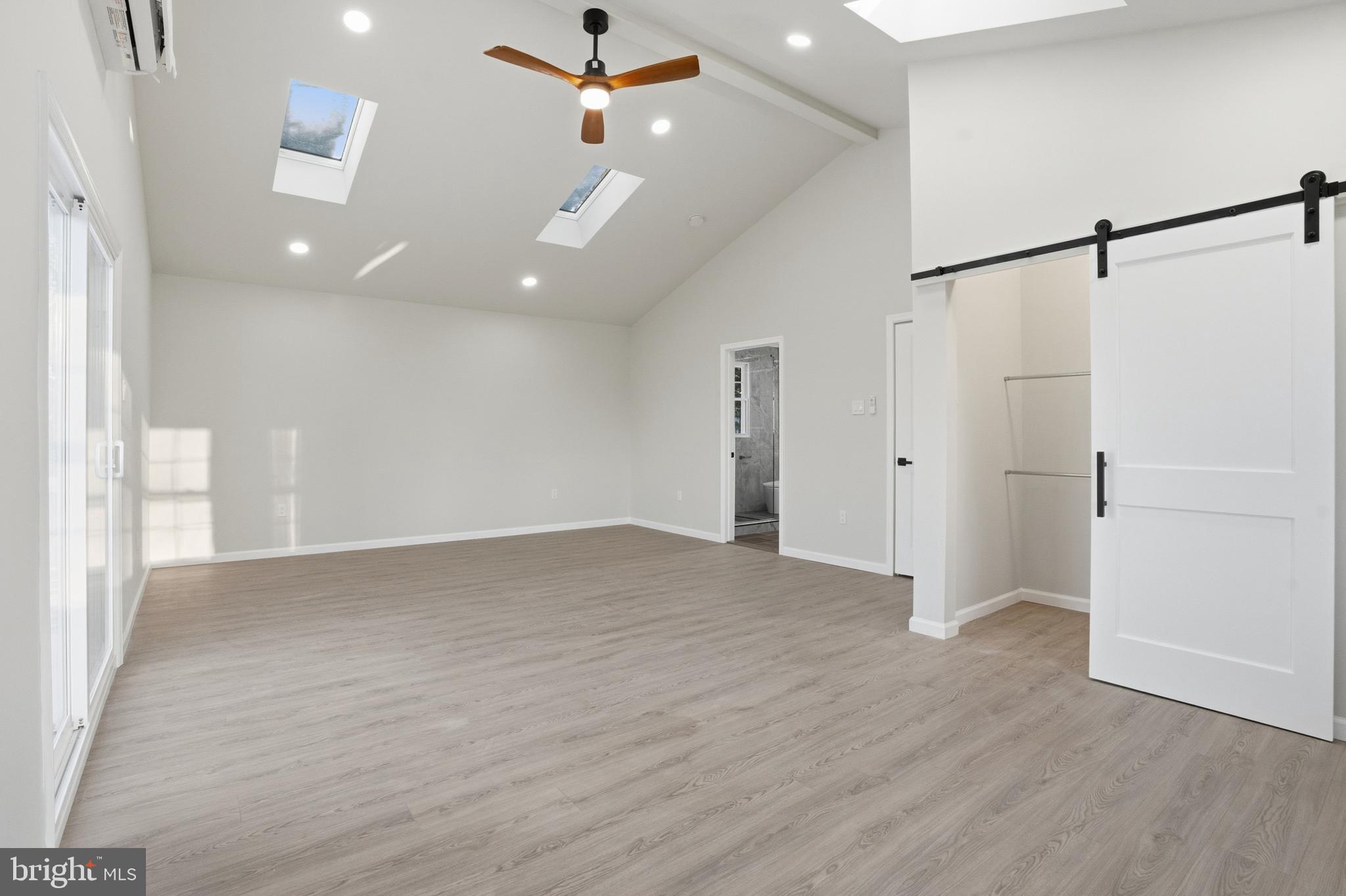 HUNTINGDON VALLEY - Residential